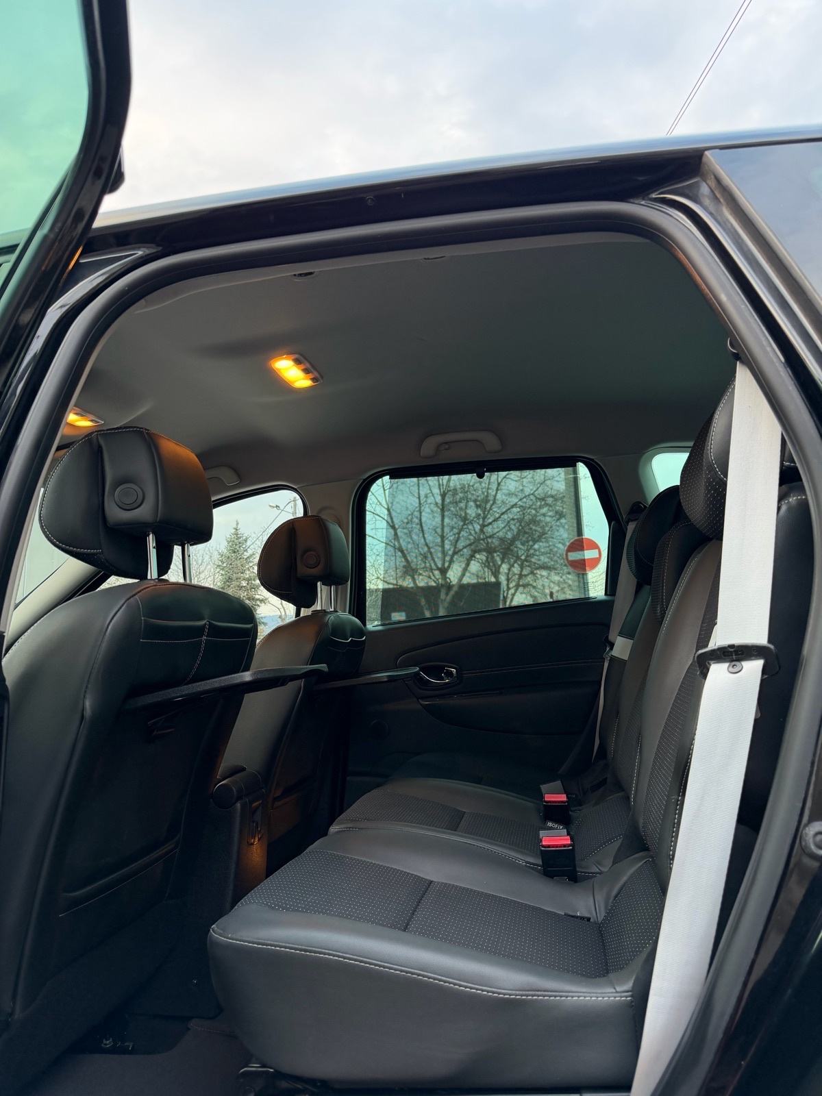 Renault Scenic 1,5 dCi *BOSE*FULL OPREMA*NOVI SET ZUPCASTOG/KVACILA*, fotografija 19