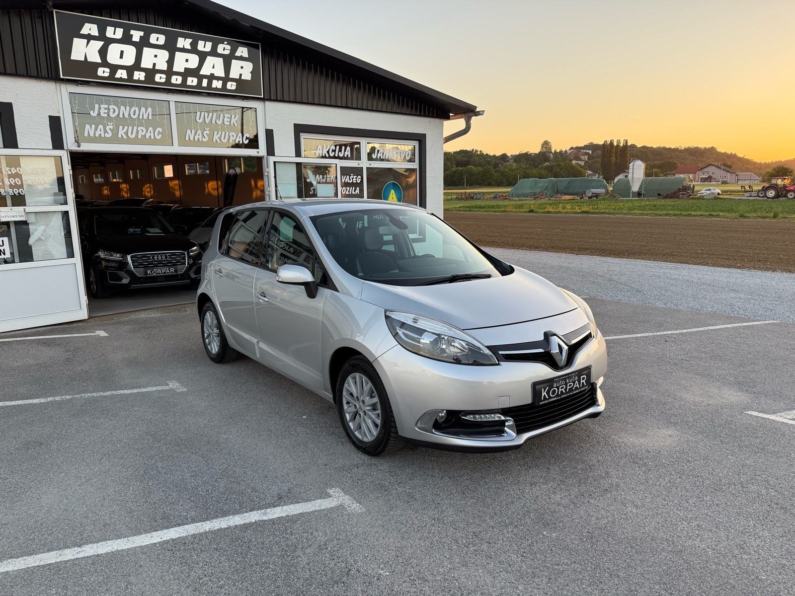 Renault Scenic 1.5 dCi DYNAMIQUE EDC, 81kw, 181.000km, MOG. KREDITA, fotografija 3
