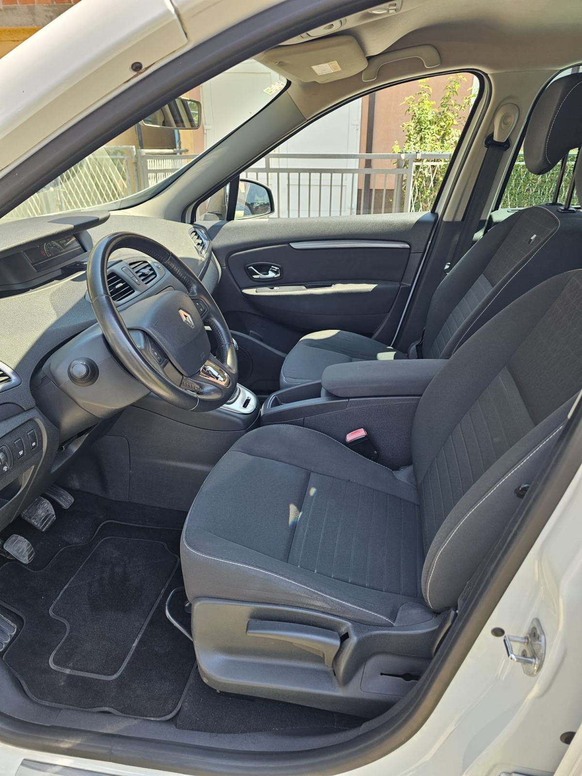 Renault Scenic 1.5 dCi *HRV AUTO, REG 07/27*, fotografija 9