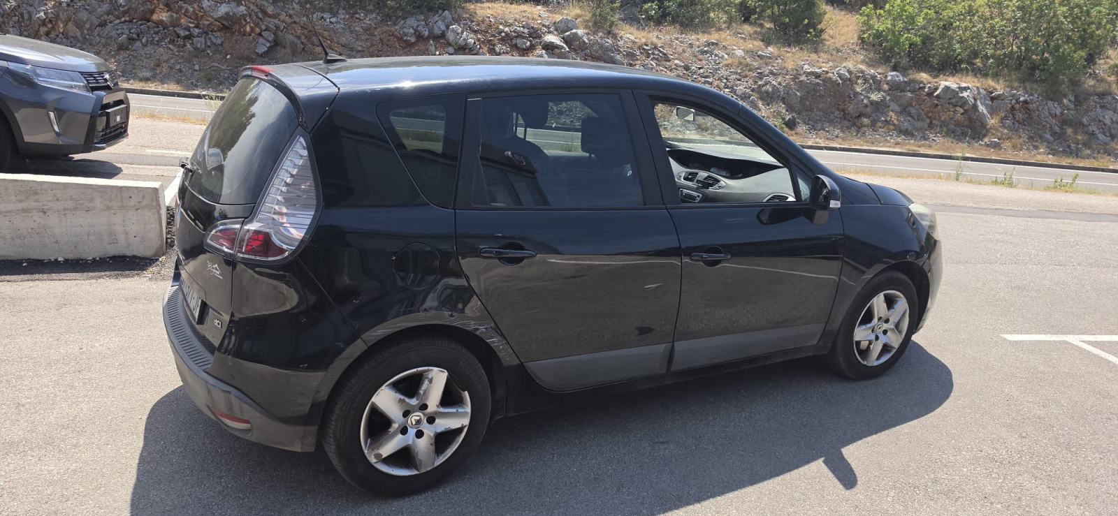 Renault Scenic 1,5 dCi info na broj vlasnika 095 908 7877, fotografija 5