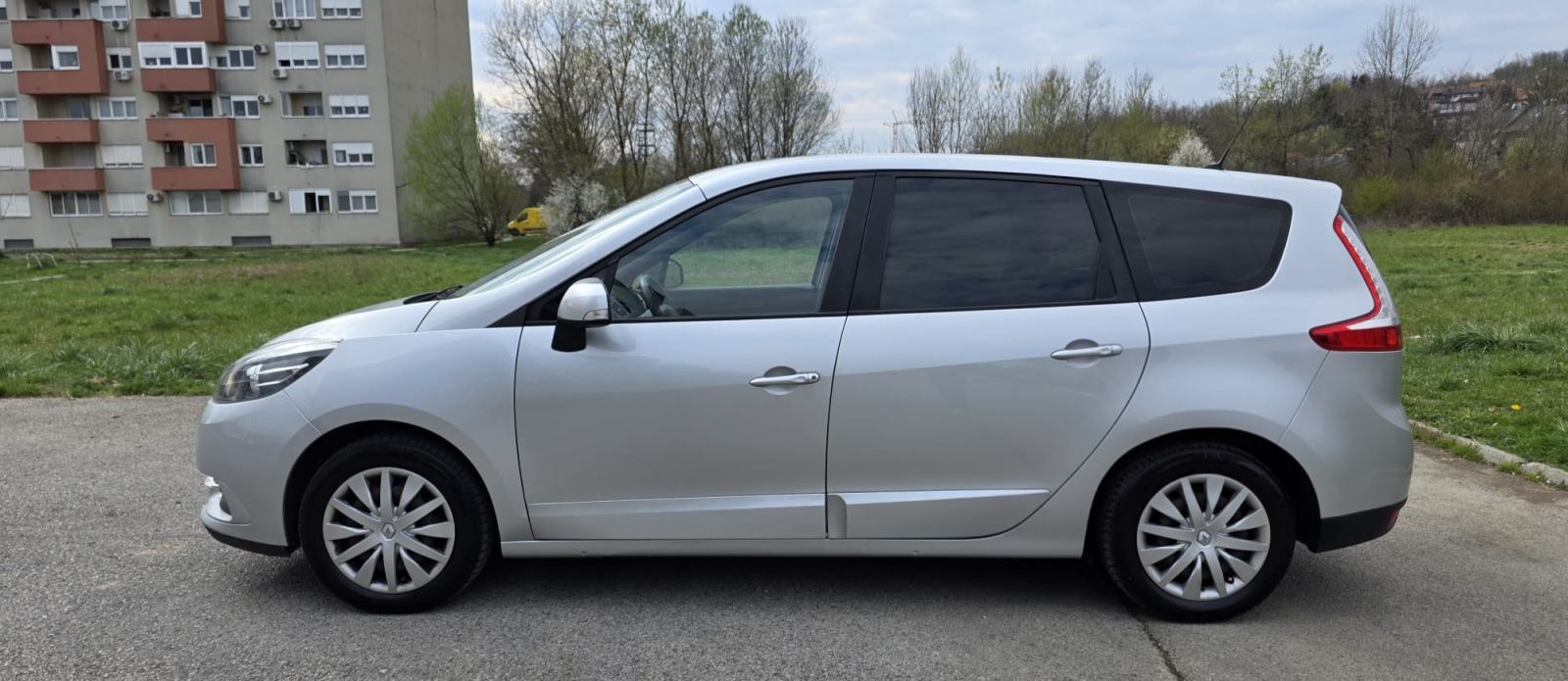 Renault Scenic 1,5 dCi reg. do 06/27, Odlično stanje, fotografija 4