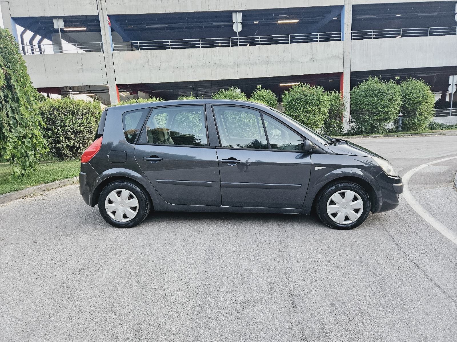 Renault Scenic 1,5 dCi, fotografija 8