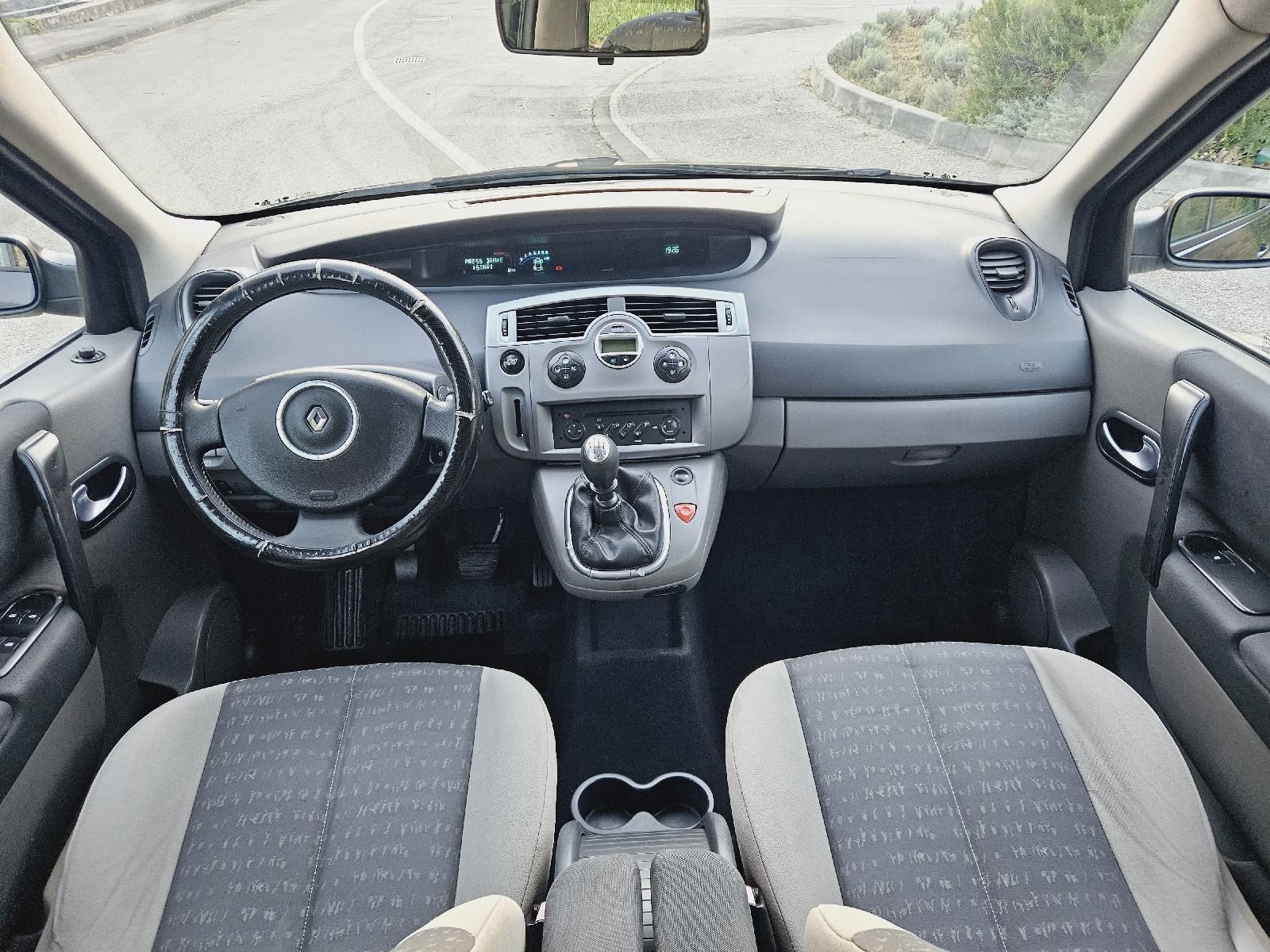 Renault Scenic 1,5 dCi, fotografija 18