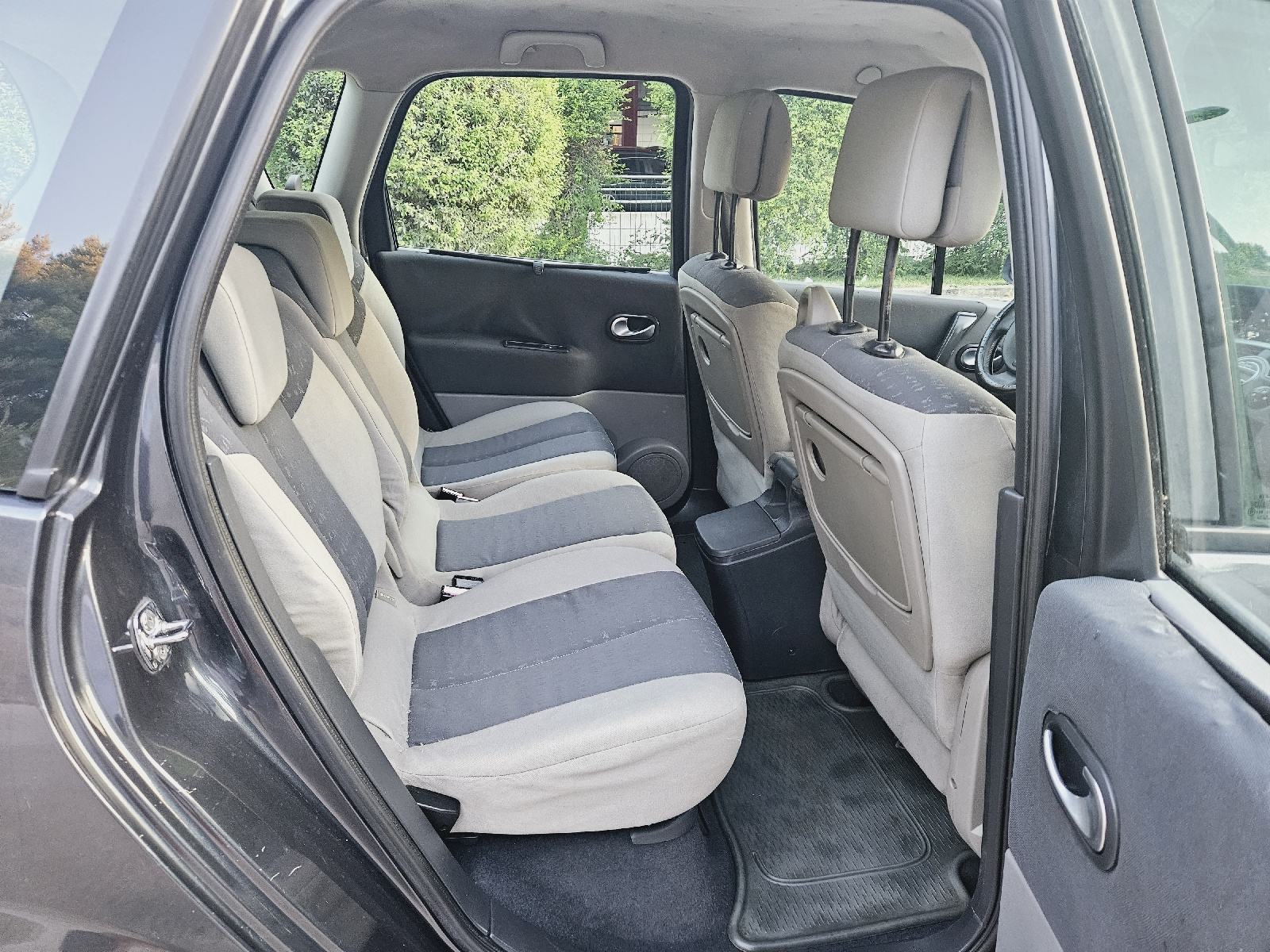 Renault Scenic 1,5 dCi, fotografija 20