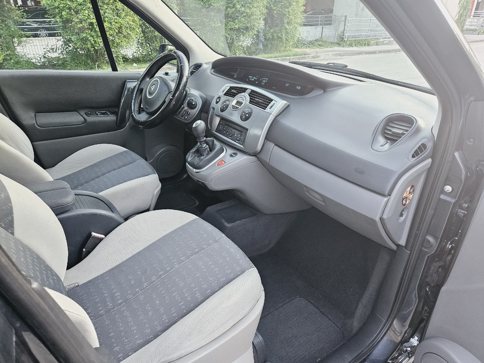 Renault Scenic 1,5 dCi, fotografija 16