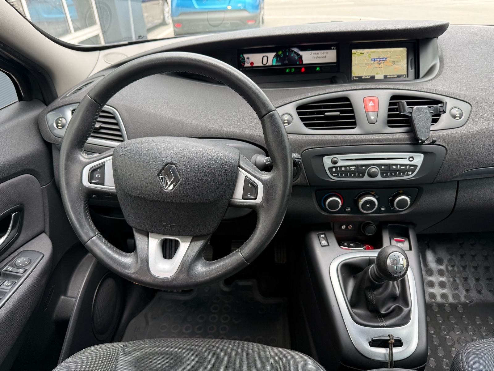 Renault Scenic 1,5 dCi *reg.12/26*, fotografija 8
