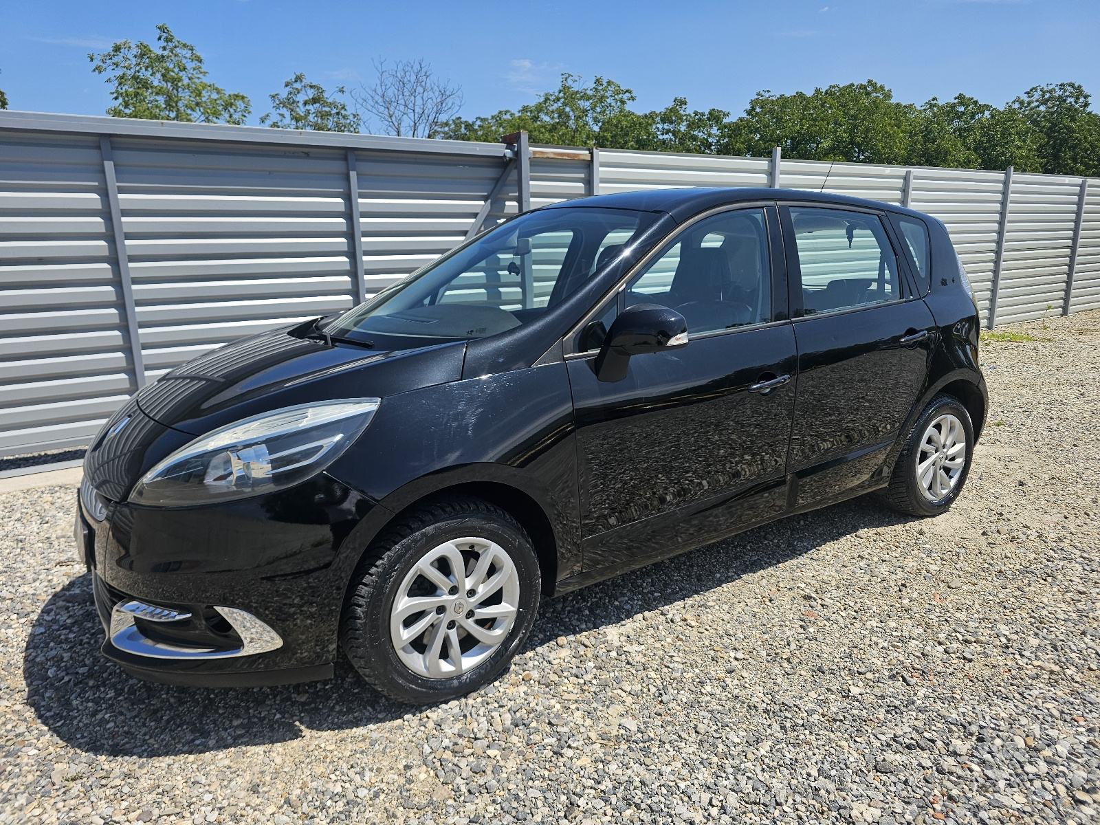 Renault Scenic 1,5 dCi =KLIMA= NAVIGACIJA= DOBAR AUTO= KARTICE-36, fotografija 20