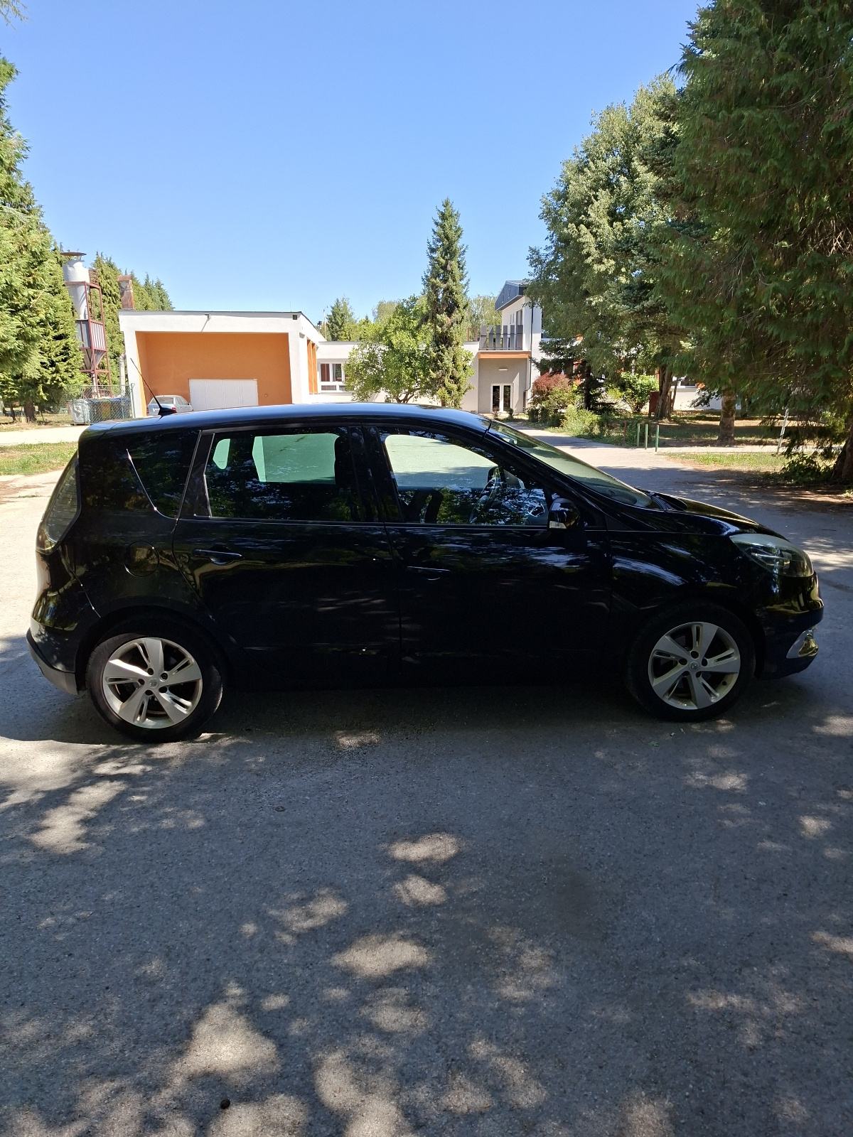Renault Scénic 1.5 dCi 110 KS, 6 brzina, Dynamique, TomTom – reg. 02/2, fotografija 4