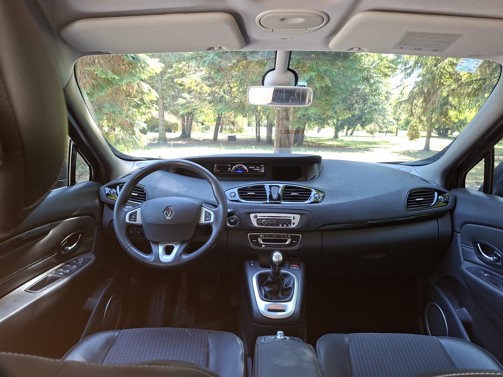Renault Scénic 1.5 dCi 110 KS, 6 brzina, Dynamique, TomTom – reg. 02/2, fotografija 8