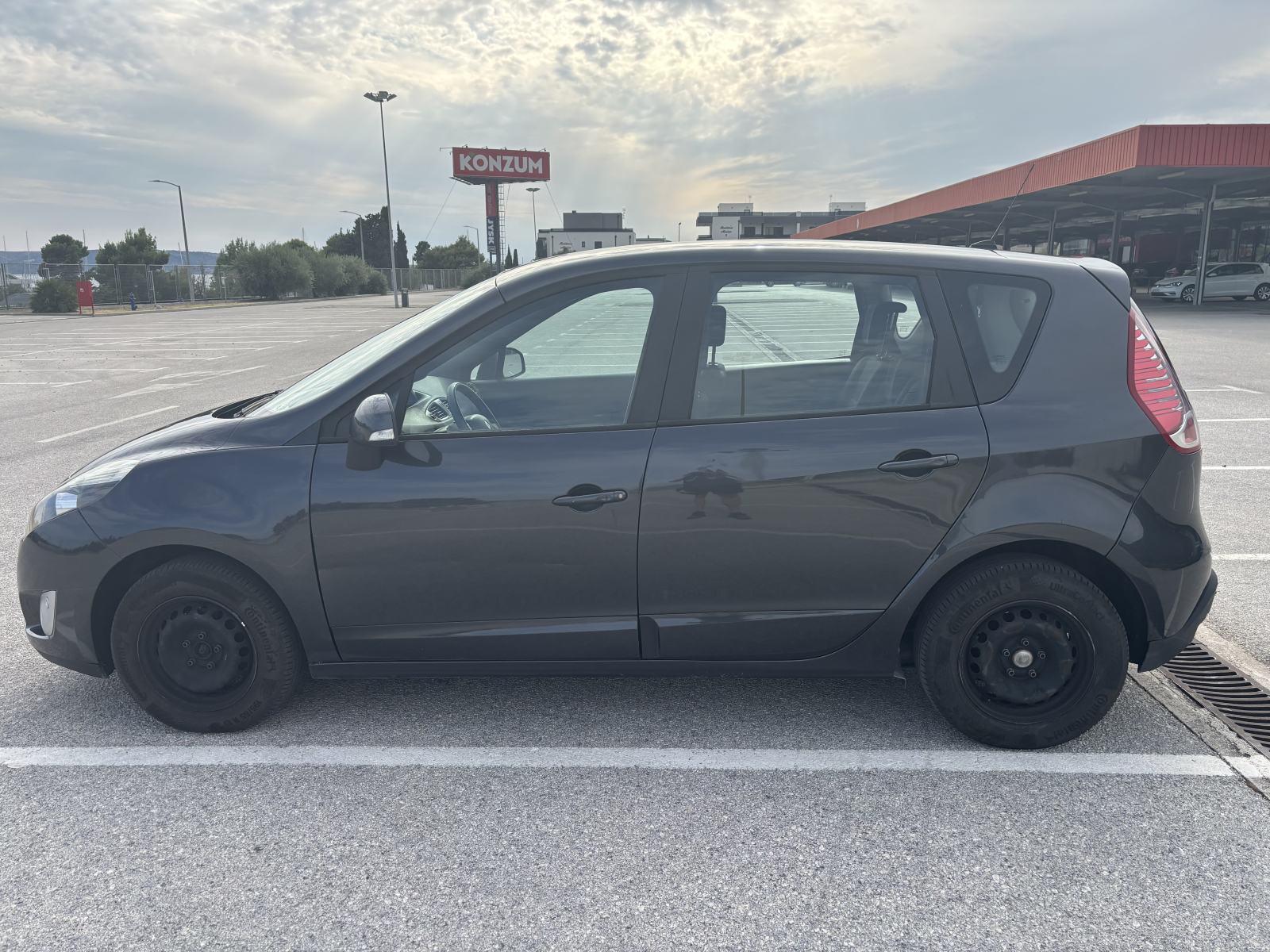Renault Scenic 1,5 dCi, fotografija 6