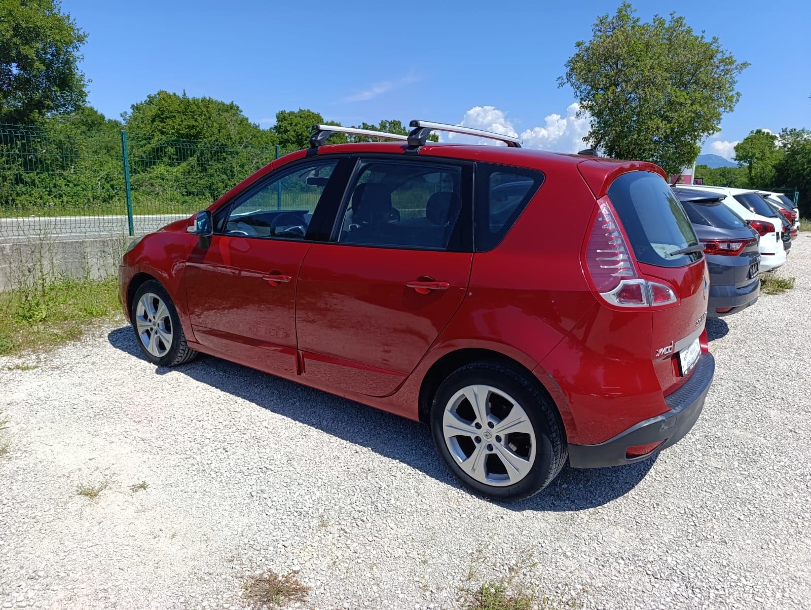 Renault Scenic 1,5 dCi X-MOD, pogled izvana - slika 3
