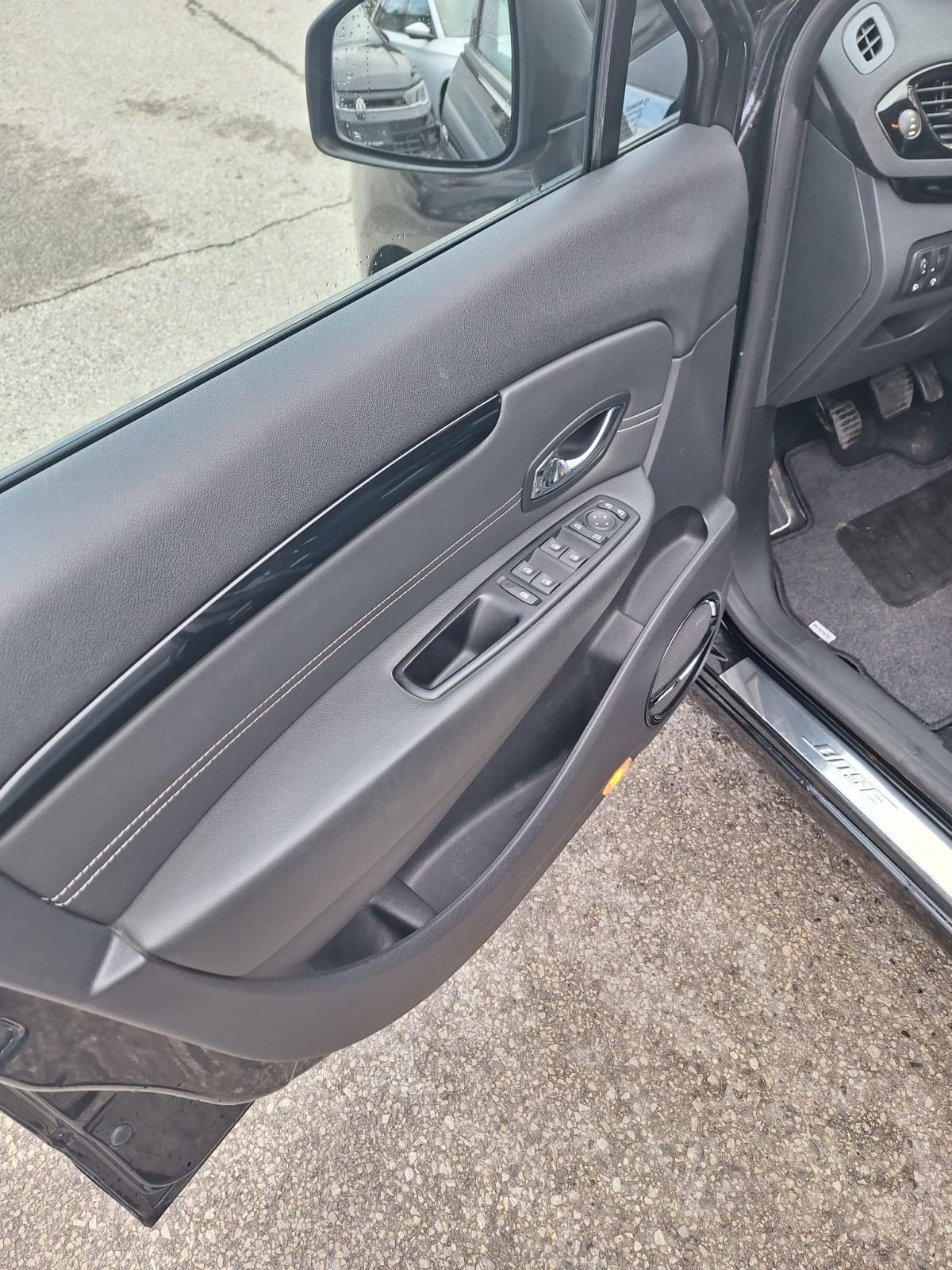 Renault Scenic 1,6 dCi BOSE TOP STANJE, fotografija 7