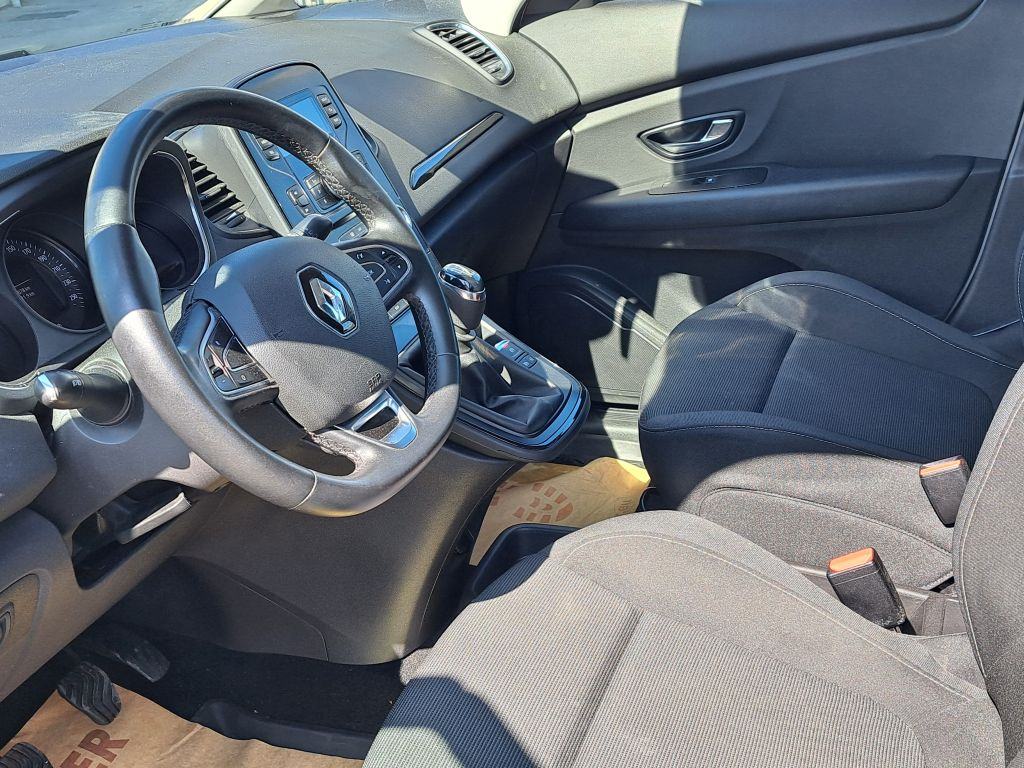 Renault Scenic 1.7 Blue dCi, fotografija 13