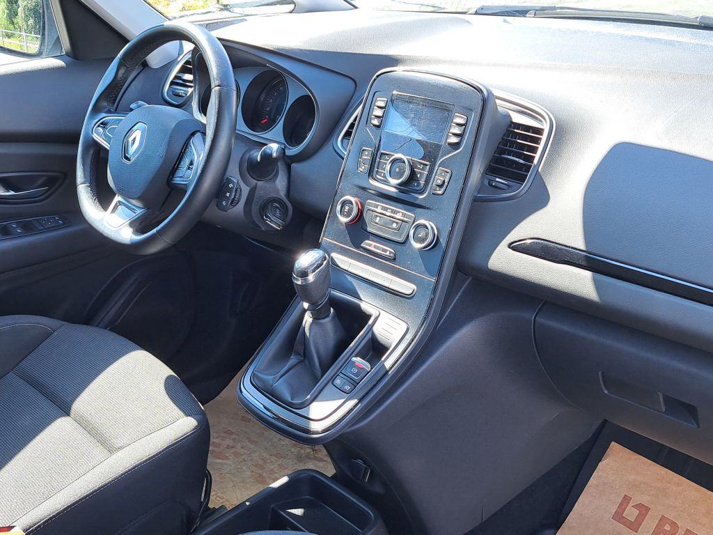 Renault Scenic 1.7 Blue dCi, fotografija 18