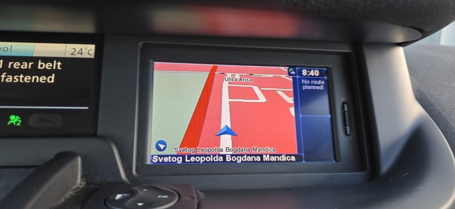 Renault Scenic 1,9 dCi, 96KW, AUT. KLIMA, NAVIGACIJA, TEMPOMAT, ALU..., fotografija 19