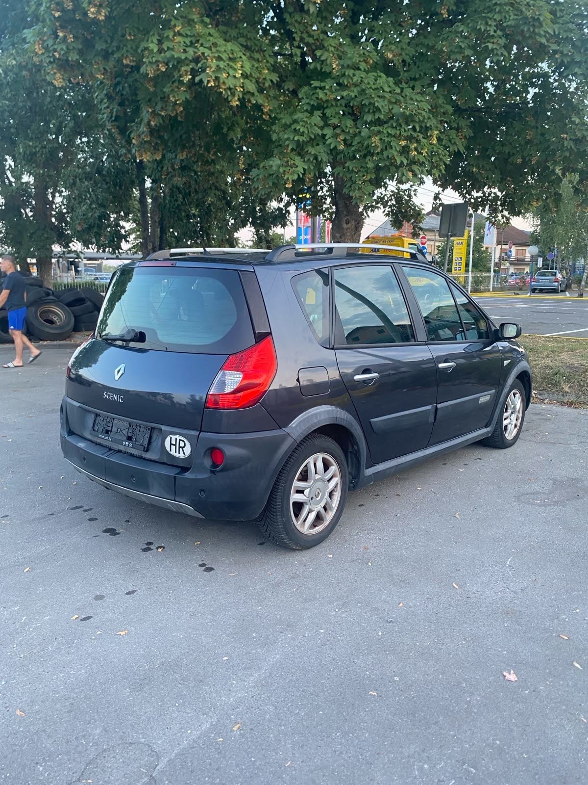 Renault Scenic 1,9 dCi, fotografija 11