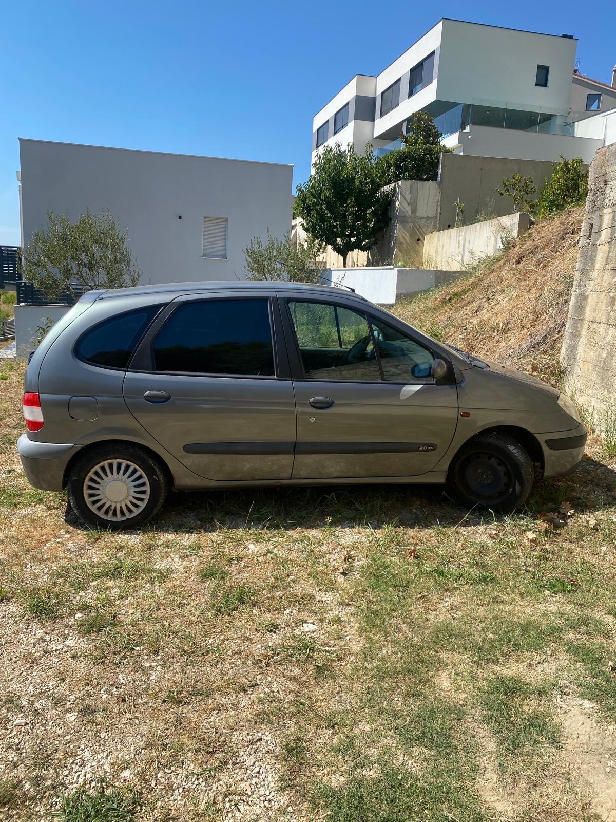 Renault Scenic 2,0 16V, fotografija 2