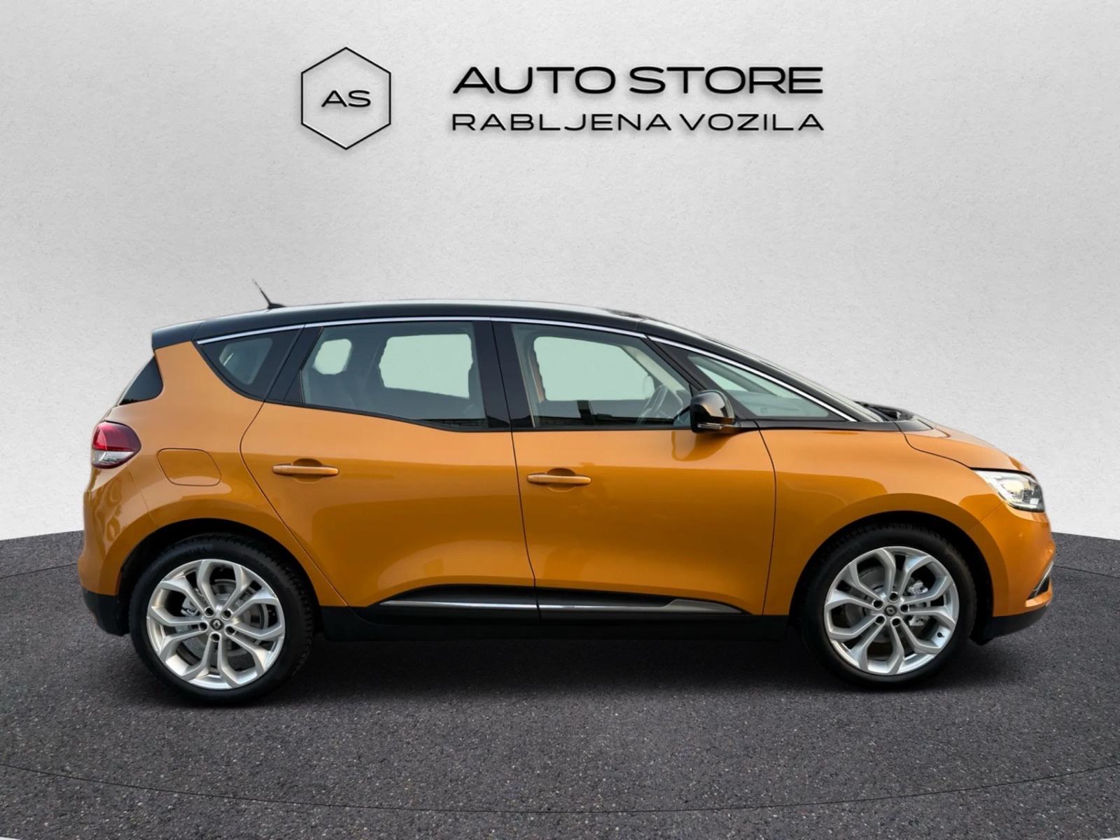Renault Scenic dCi 110 | JAMSTVO 12/24 | NAVI, VIRTUAL, VEL. SERVIS, fotografija 6