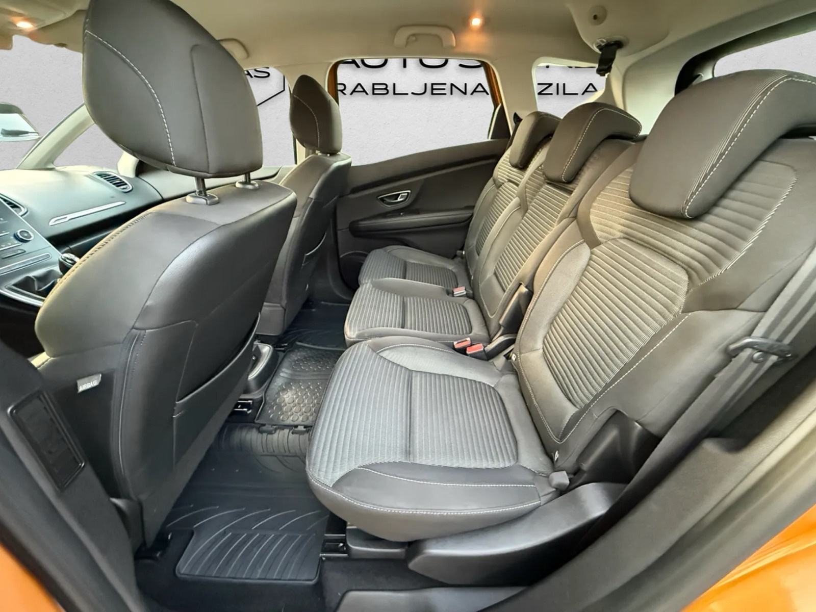 Renault Scenic dCi 110 | JAMSTVO 12/24 | NAVI, VIRTUAL, VEL. SERVIS, fotografija 11