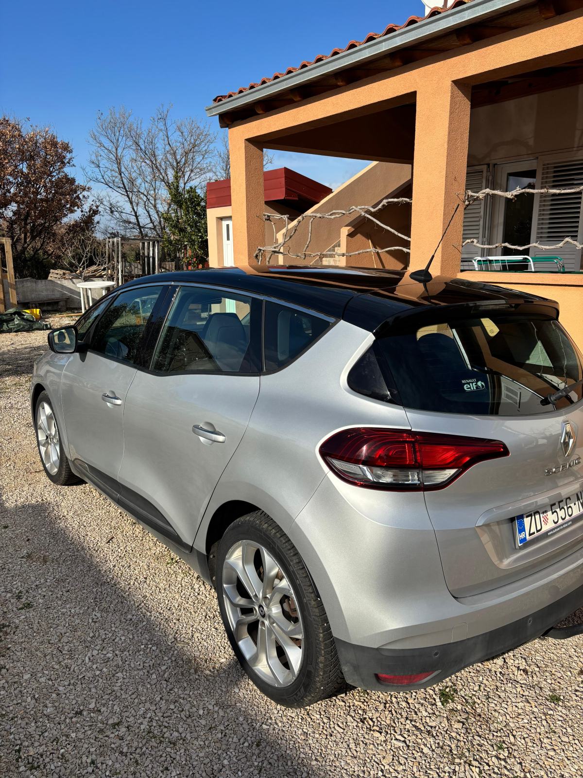 Renault Scenic 1,5 dCi 110, fotografija 5