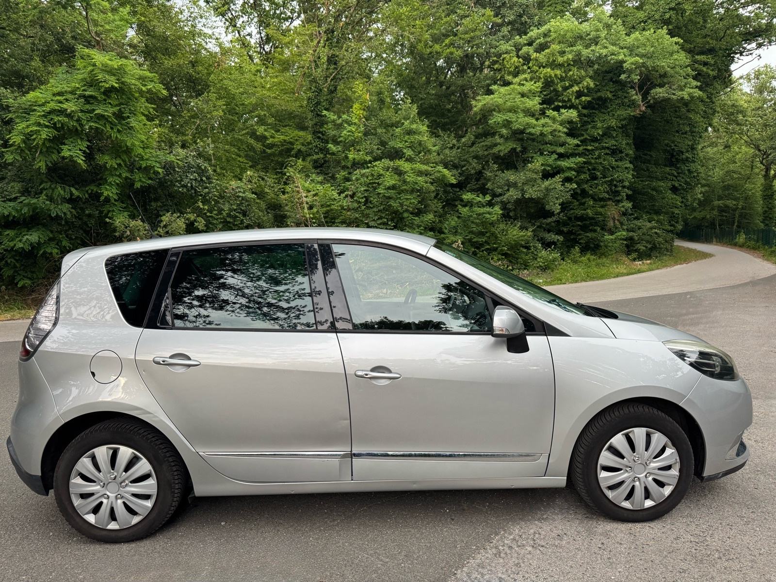 Renault Scenic dCi 110, fotografija 6