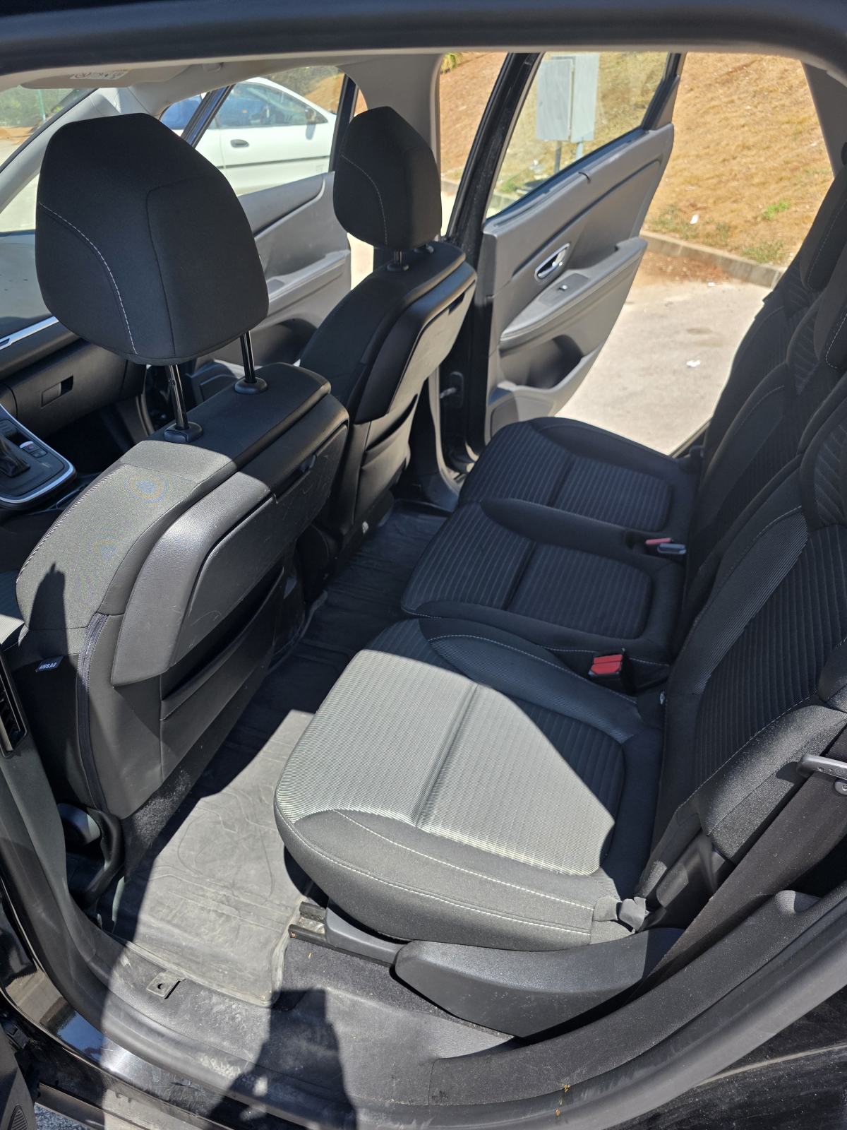 Renault Scenic dCi 110, automatic, fotografija 9