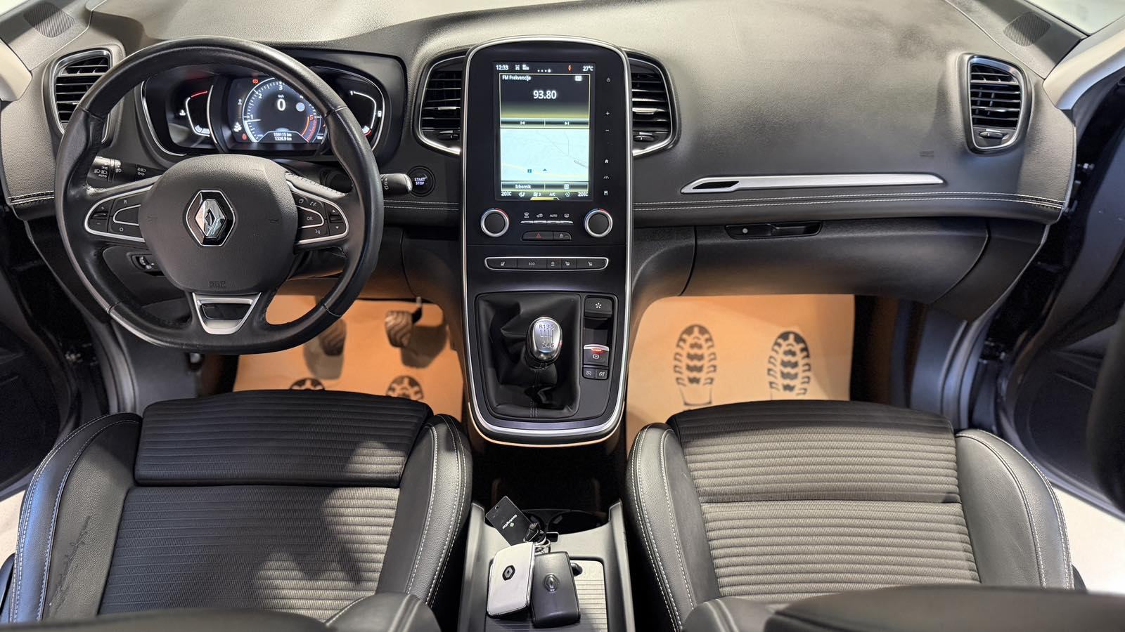 Renault Scenic dCi 130 *MASAŽA - VIRTUAL - KAMERA - LED -12 MJ JAMSTVO, fotografija 12