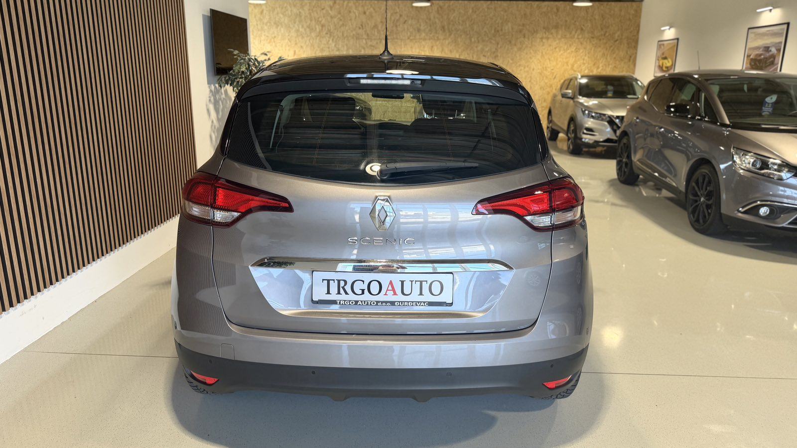 Renault Scenic dCi 130 *MASAŽA - VIRTUAL - KAMERA - LED -12 MJ JAMSTVO, fotografija 7