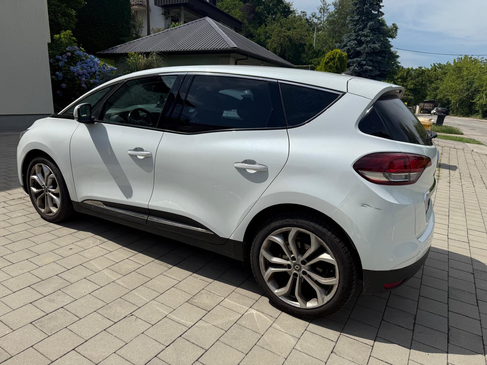 Renault Scenic dCi 160 automatik, fotografija 5