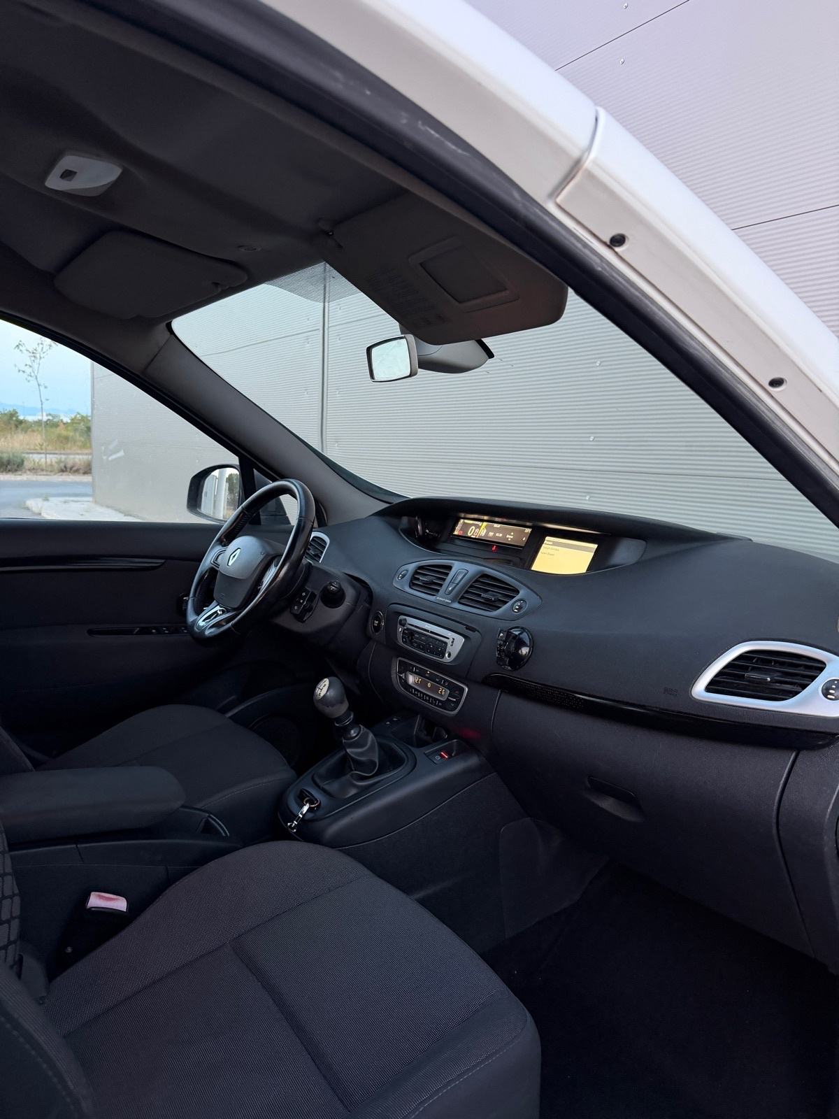 *RENAULT SCENIC TCe 130* *126TKM* *REG 01/27*, fotografija 14