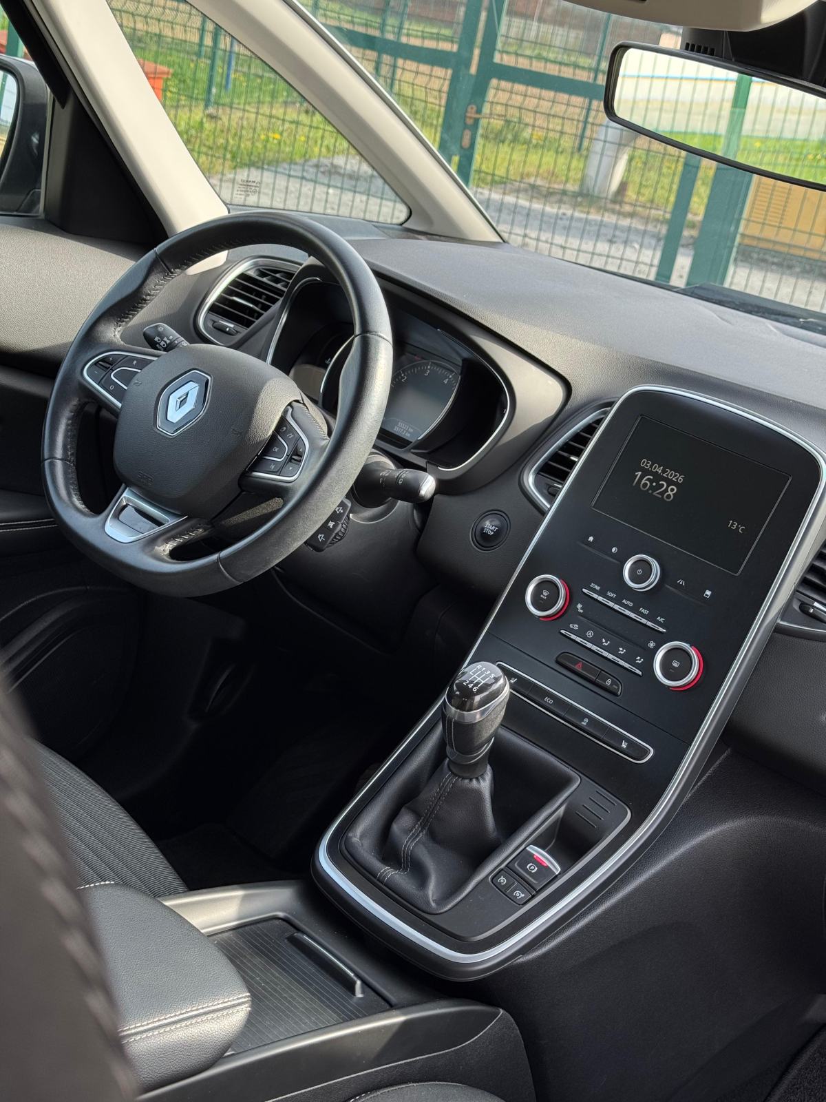 Renault Scenic TCe 130, 54 000km, fotografija 5