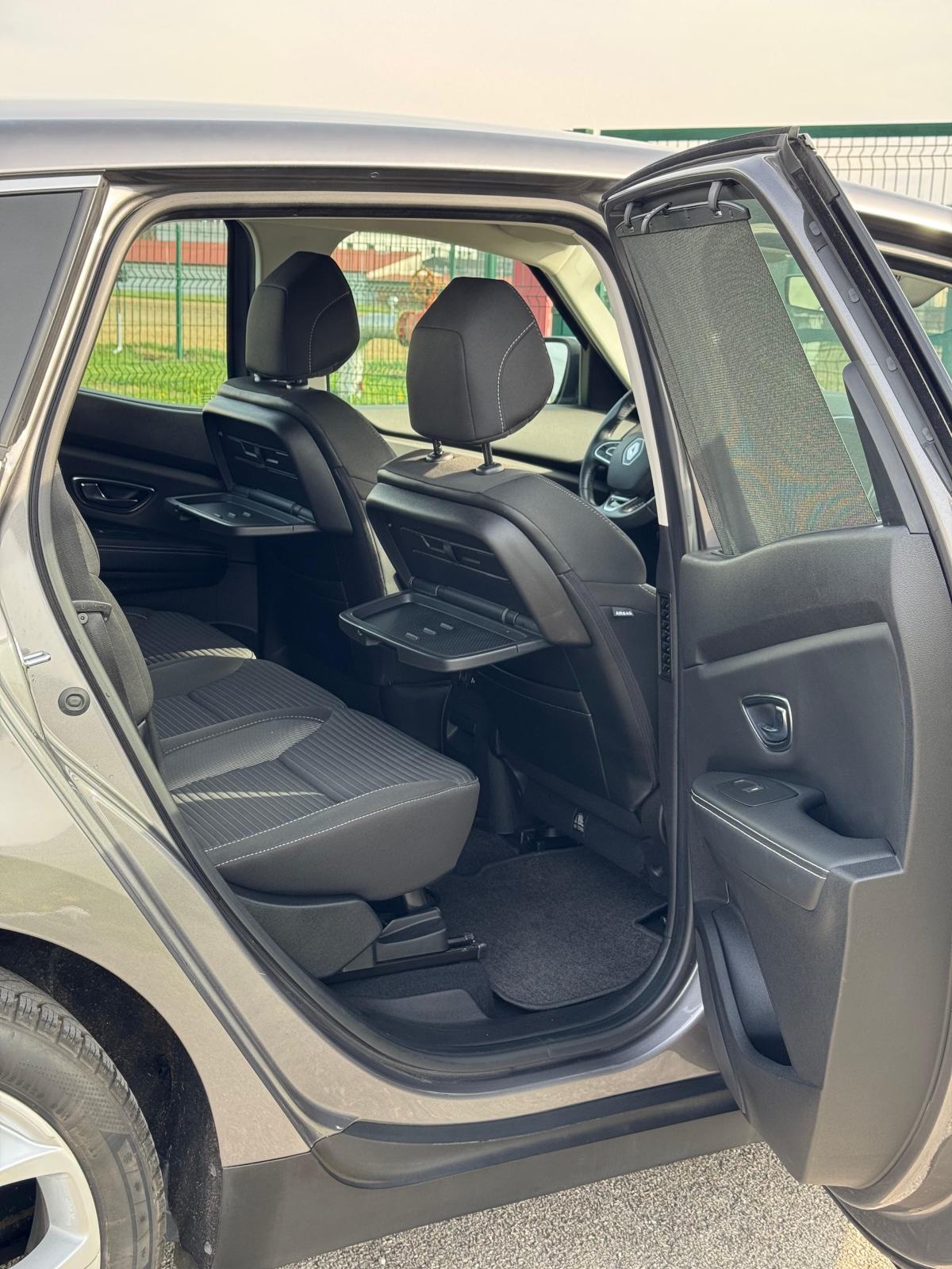 Renault Scenic TCe 130, 54 000km, fotografija 8