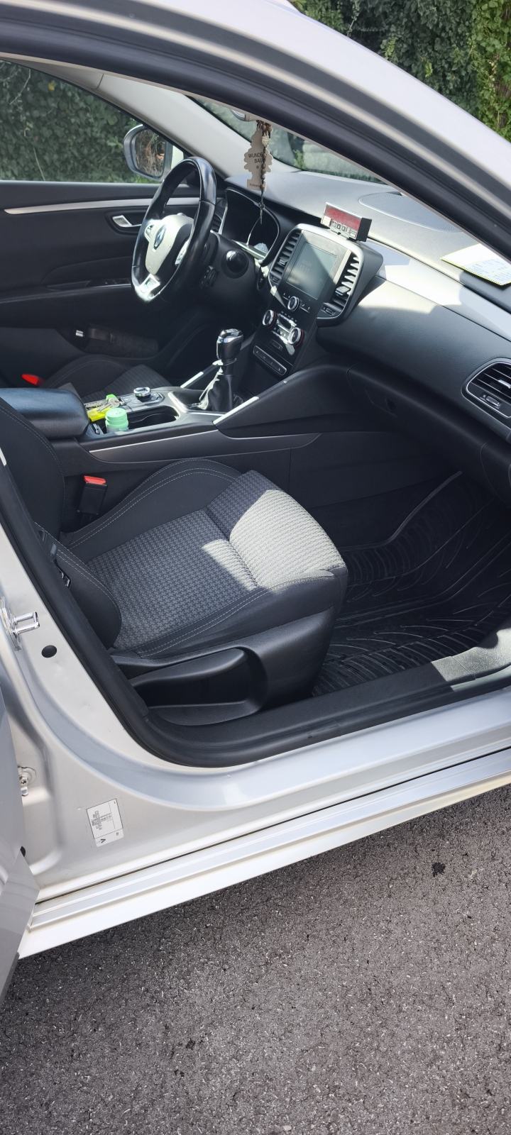 Renault Talisman dCi 130, registriran godinu dana., fotografija 5