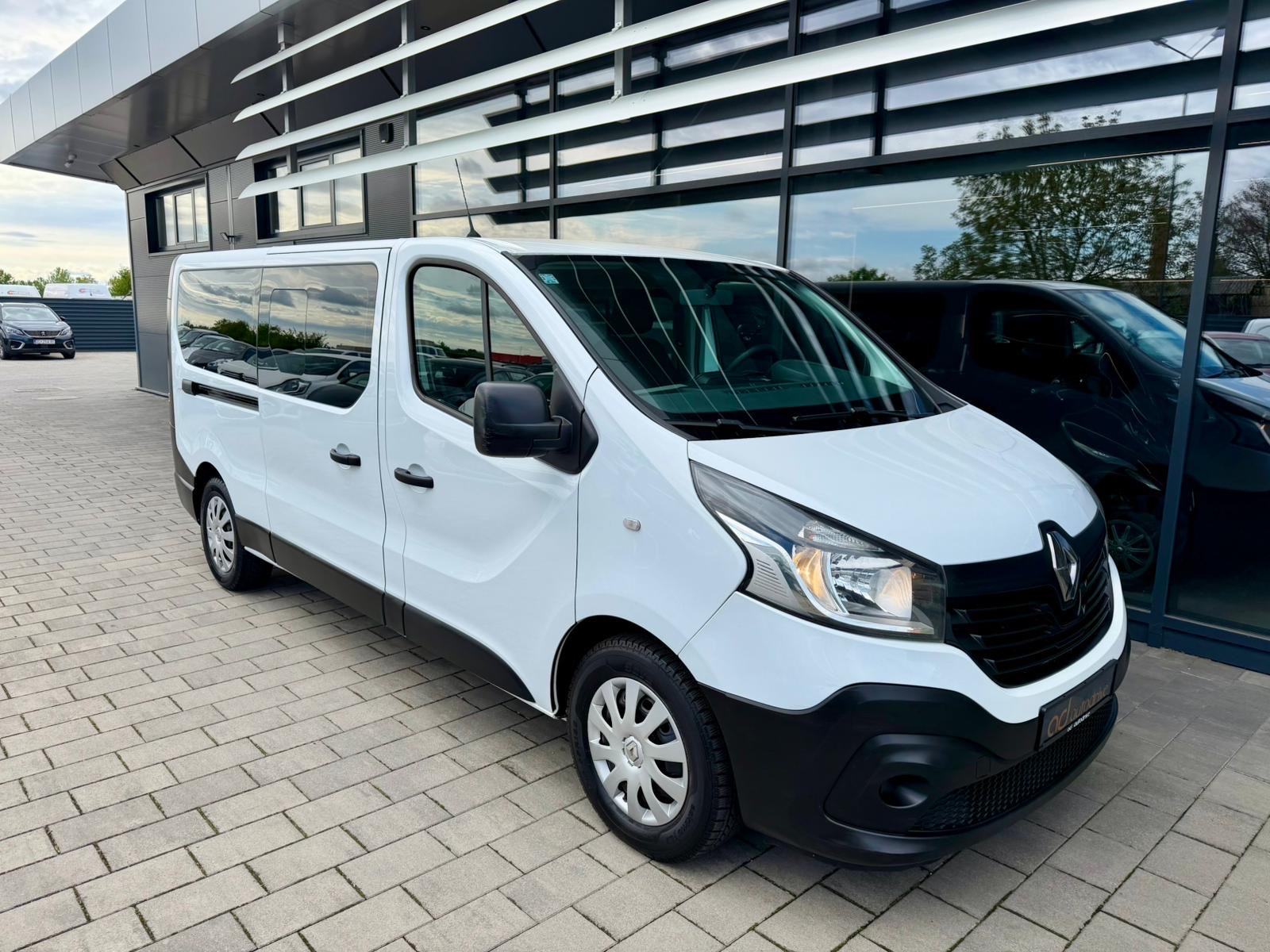 Renault Trafic 1,6 dCi 8+1 SJEDALA • KLIMA • SERVISNA • AUTOKREDIT •, fotografija 11