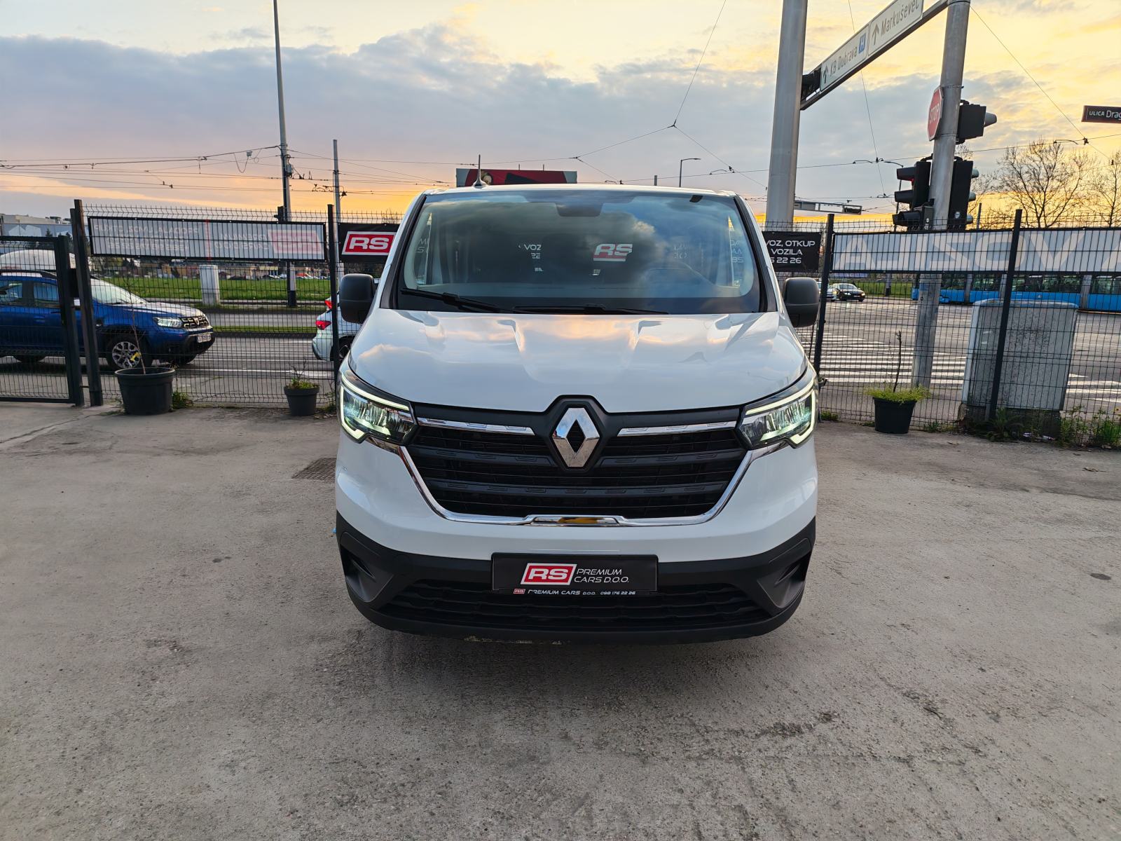 RENAULT TRAFIC 150 DCI GRAND 8+1, HR AUTO, LED, KLIMA, PDC, JAMSTVO 4G, fotografija 5