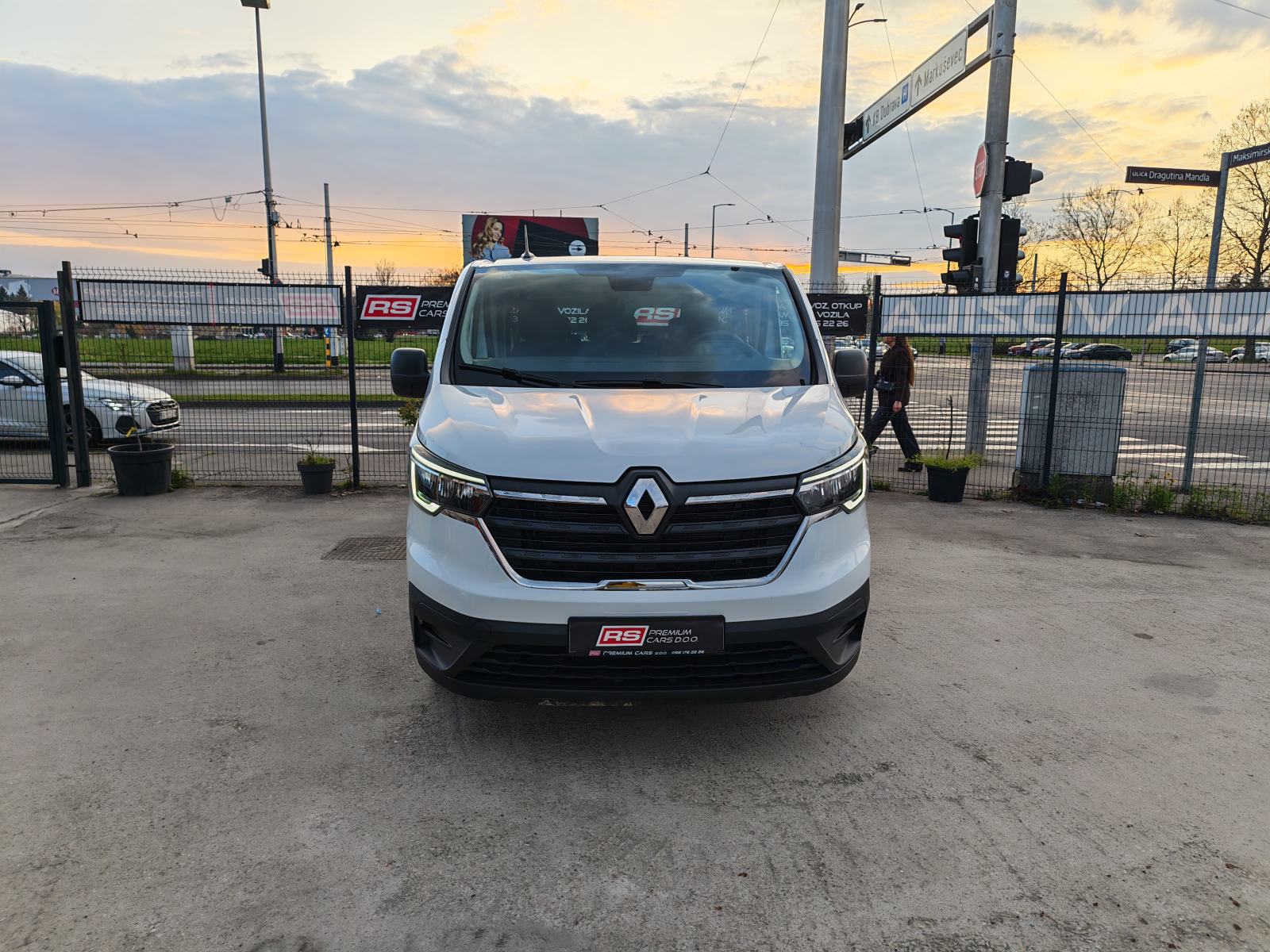 RENAULT TRAFIC 150 DCI GRAND 8+1, HR AUTO, LED, KLIMA, PDC, JAMSTVO 4G, fotografija 4