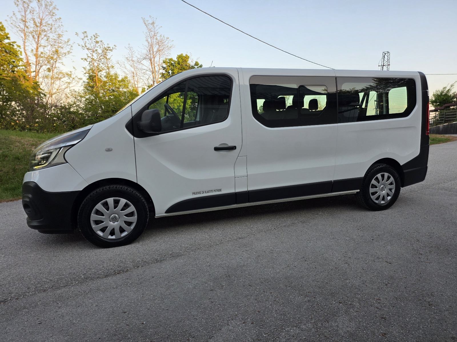 Renault Trafic 2.0 dci ,8+1 sj, Led, Klima, Hr auto, u pdv, fotografija 7