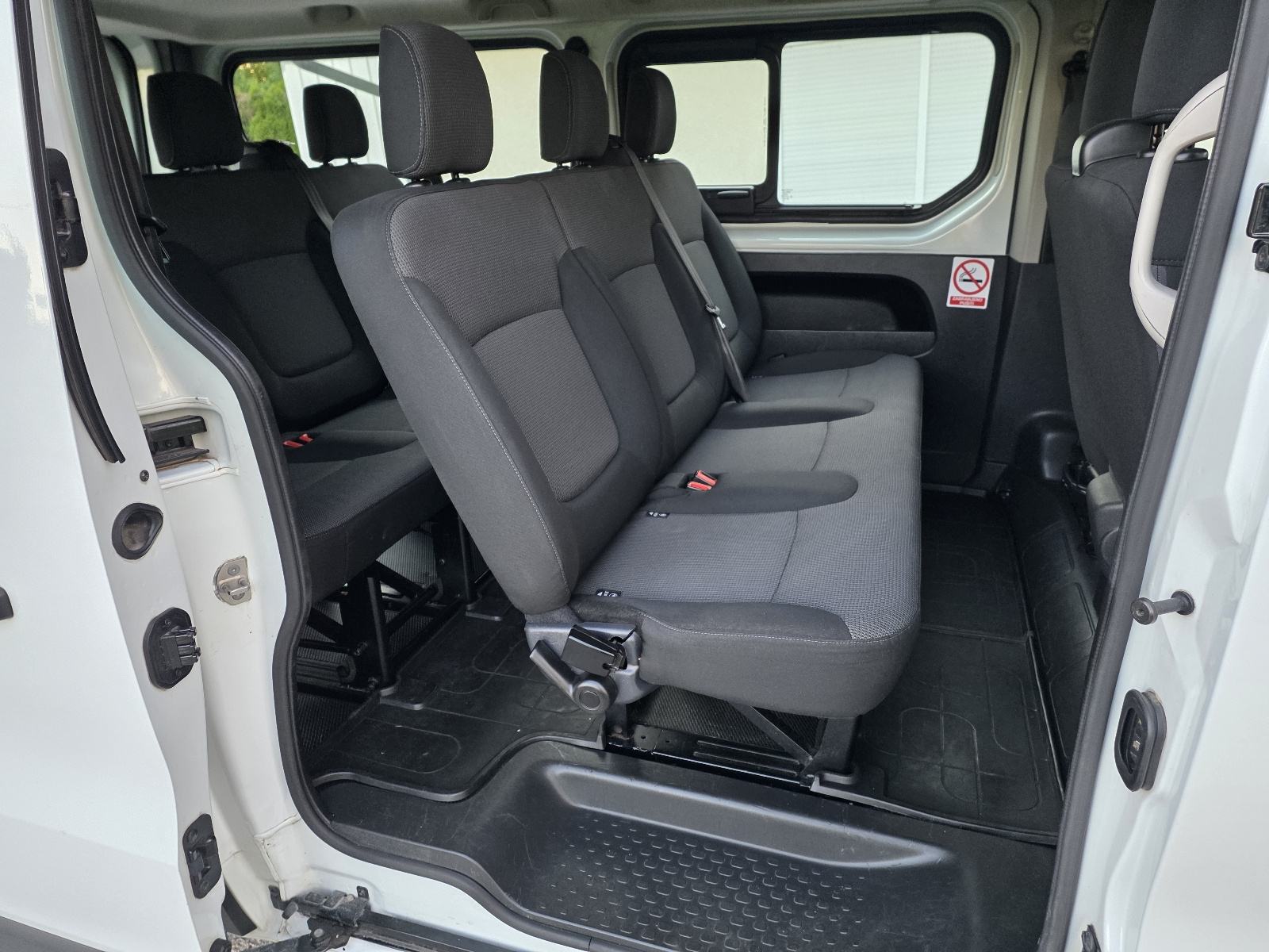 Renault Trafic 2.0 dci ,8+1 sj, Led, Klima, Hr auto, u pdv, fotografija 17