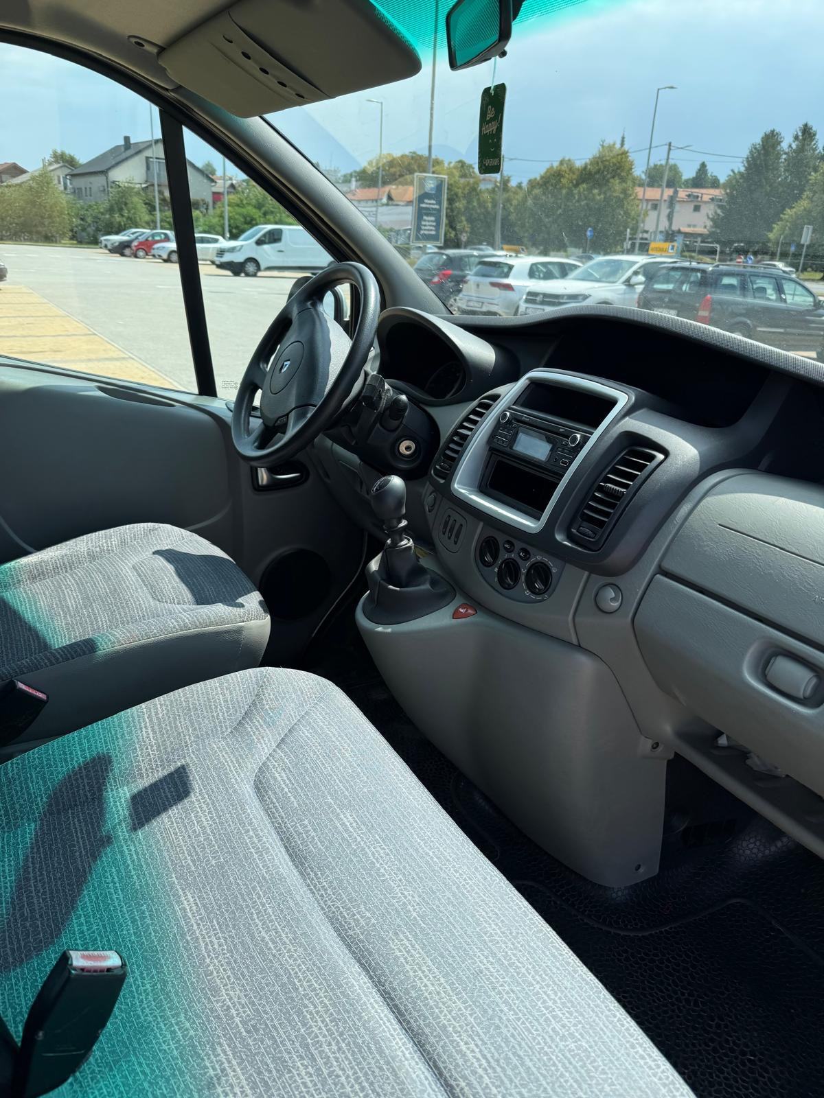 Renault Trafic 2,0 dCi EU5, fotografija 3