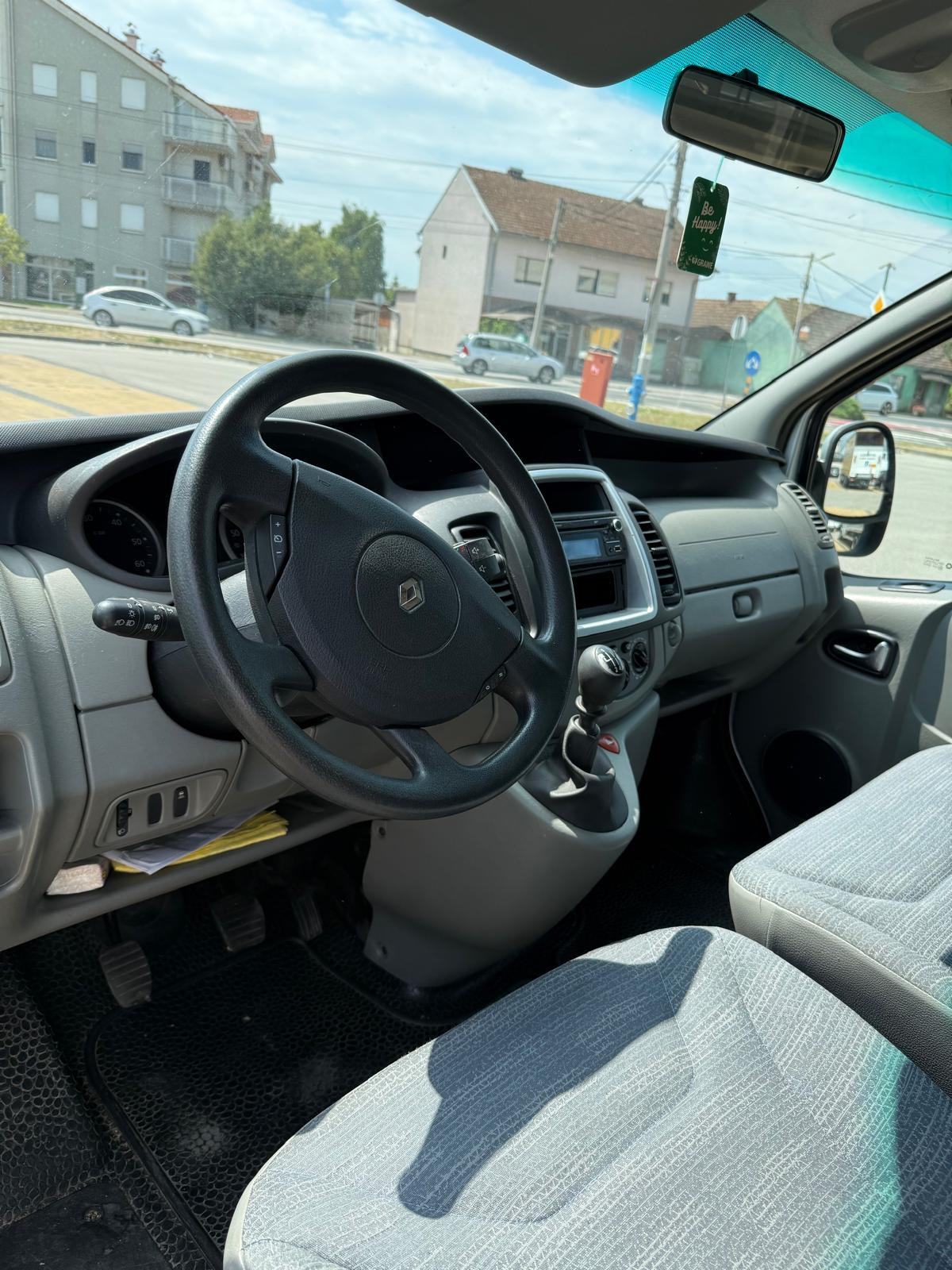 Renault Trafic 2,0 dCi EU5, fotografija 9