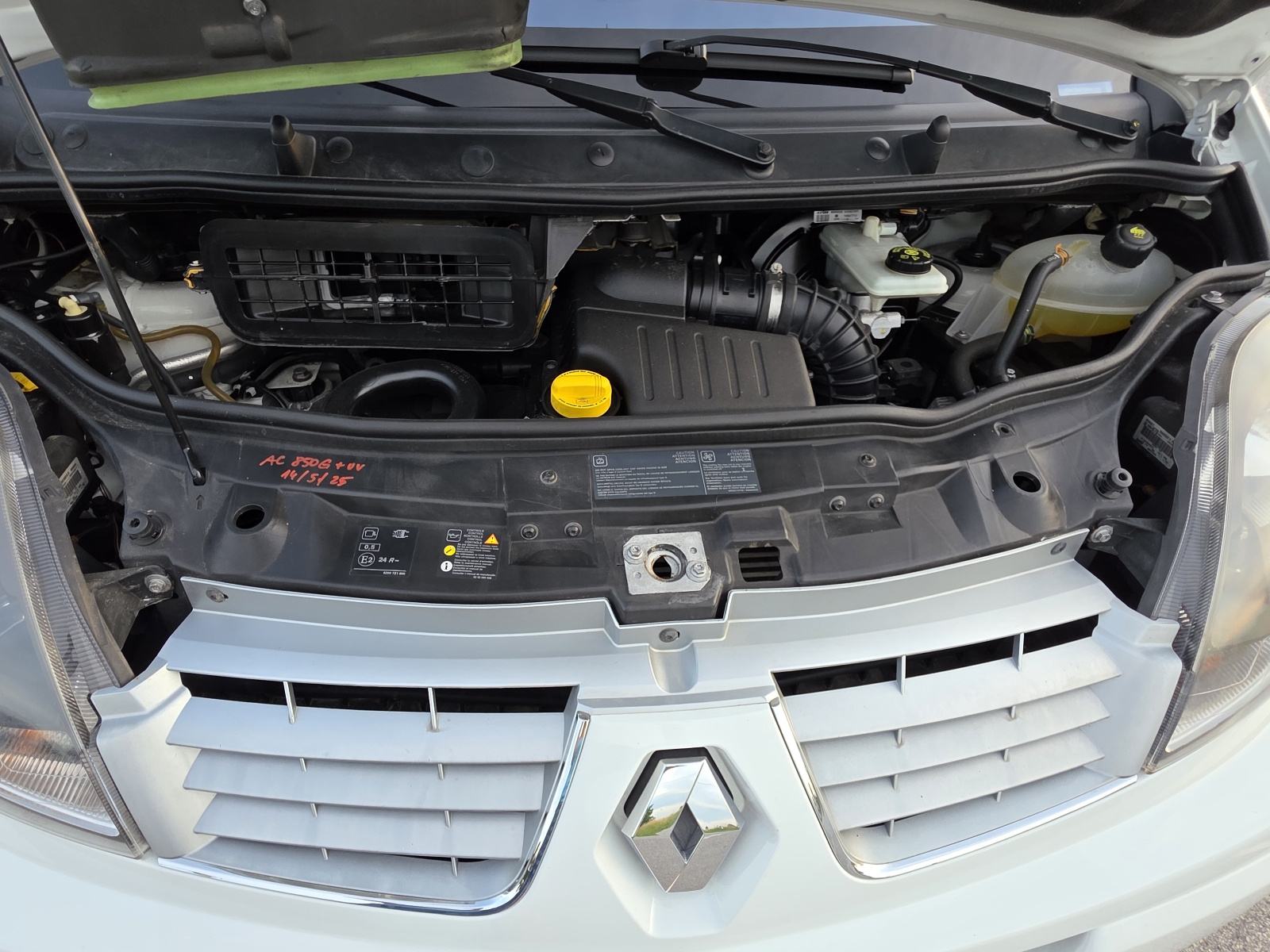 Renault Trafic 2.0 dCi PASSENGER, 8 SJEDALA, MOGUČNOST BRZOG KREDITA, fotografija 20