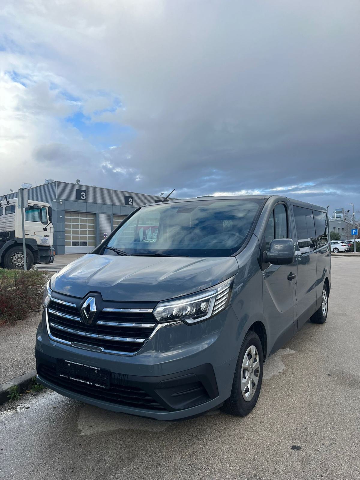 Renault Trafic 2.0 dci, fotografija 4