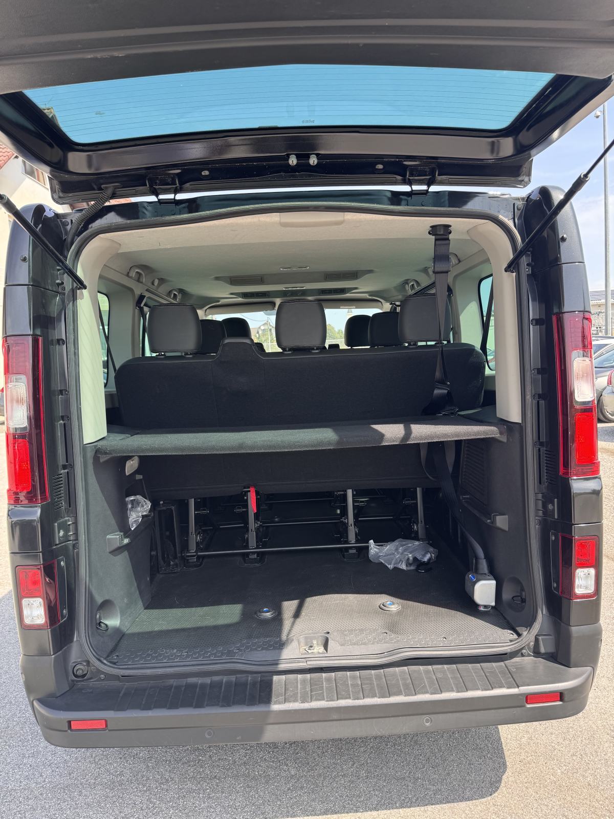 Renault Trafic 9 sjedala, fotografija 8