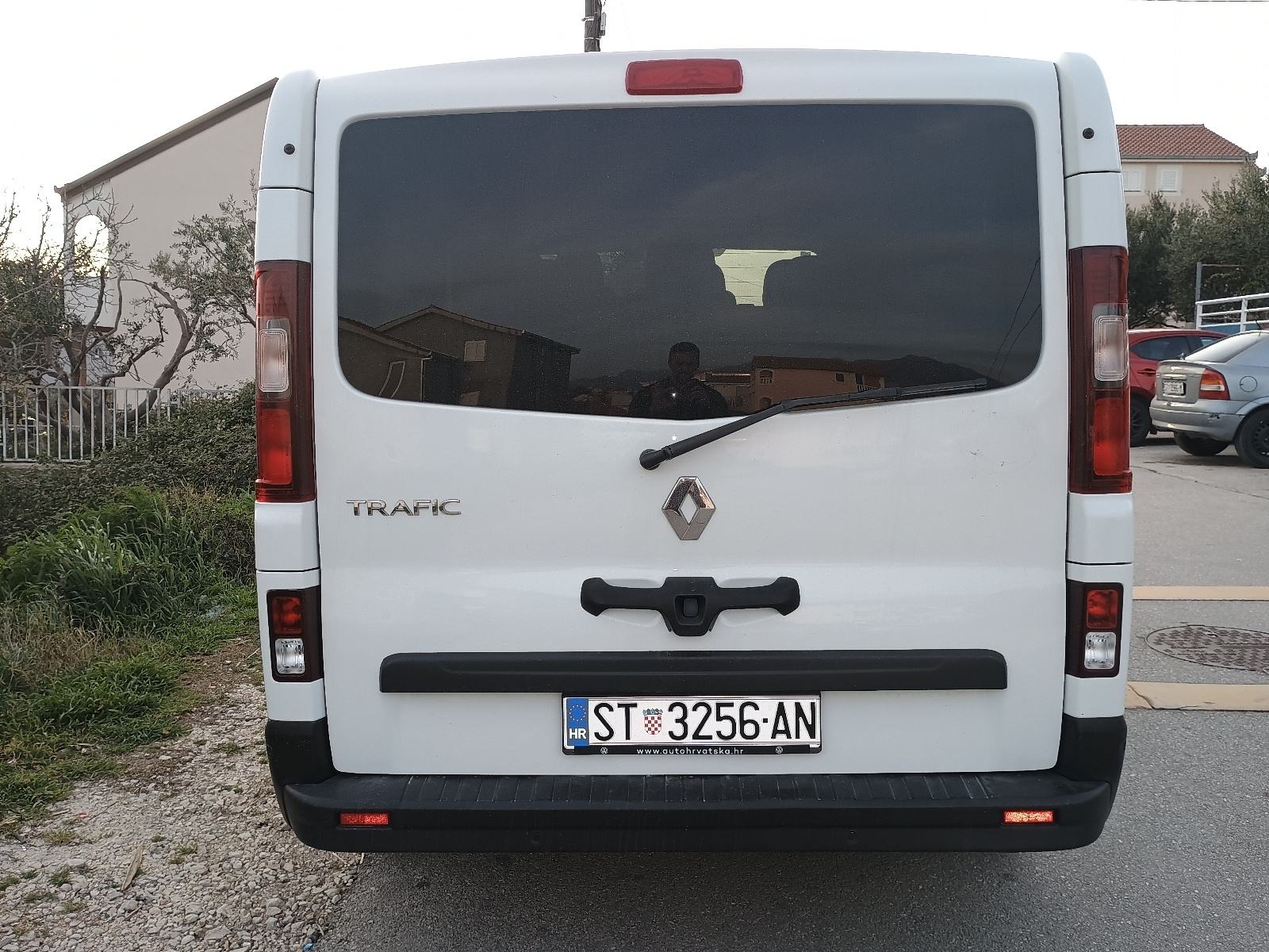 Renault Trafic dCi registriran godinu dana, fotografija 2