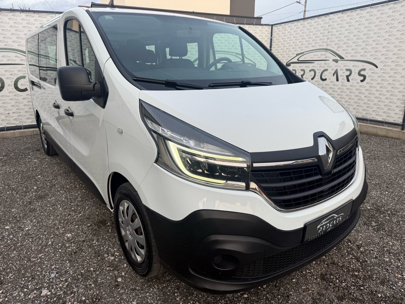 Renault Trafic 1.6 dCi | HR AUTO | KUKA | 1.VL | TEMPOMAT, fotografija 4