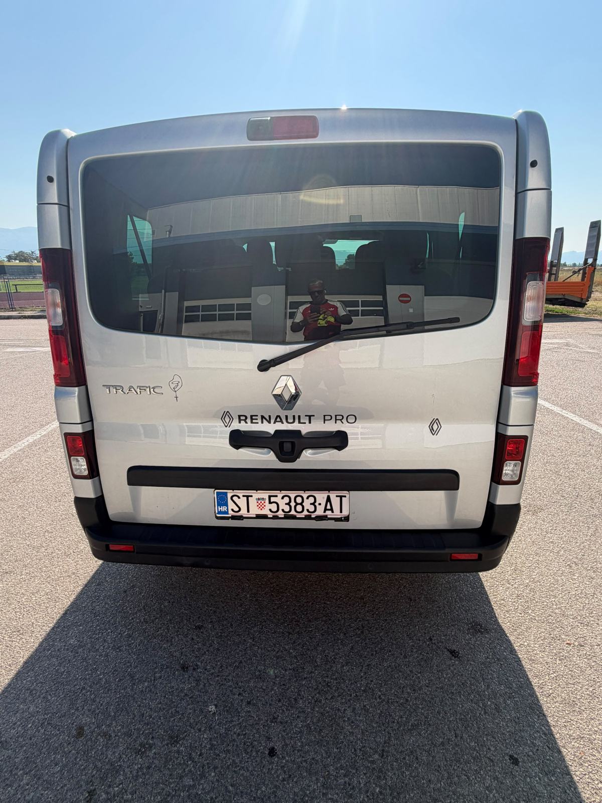 Renault Trafic 2.0dCi 8+1 2022g, fotografija 5