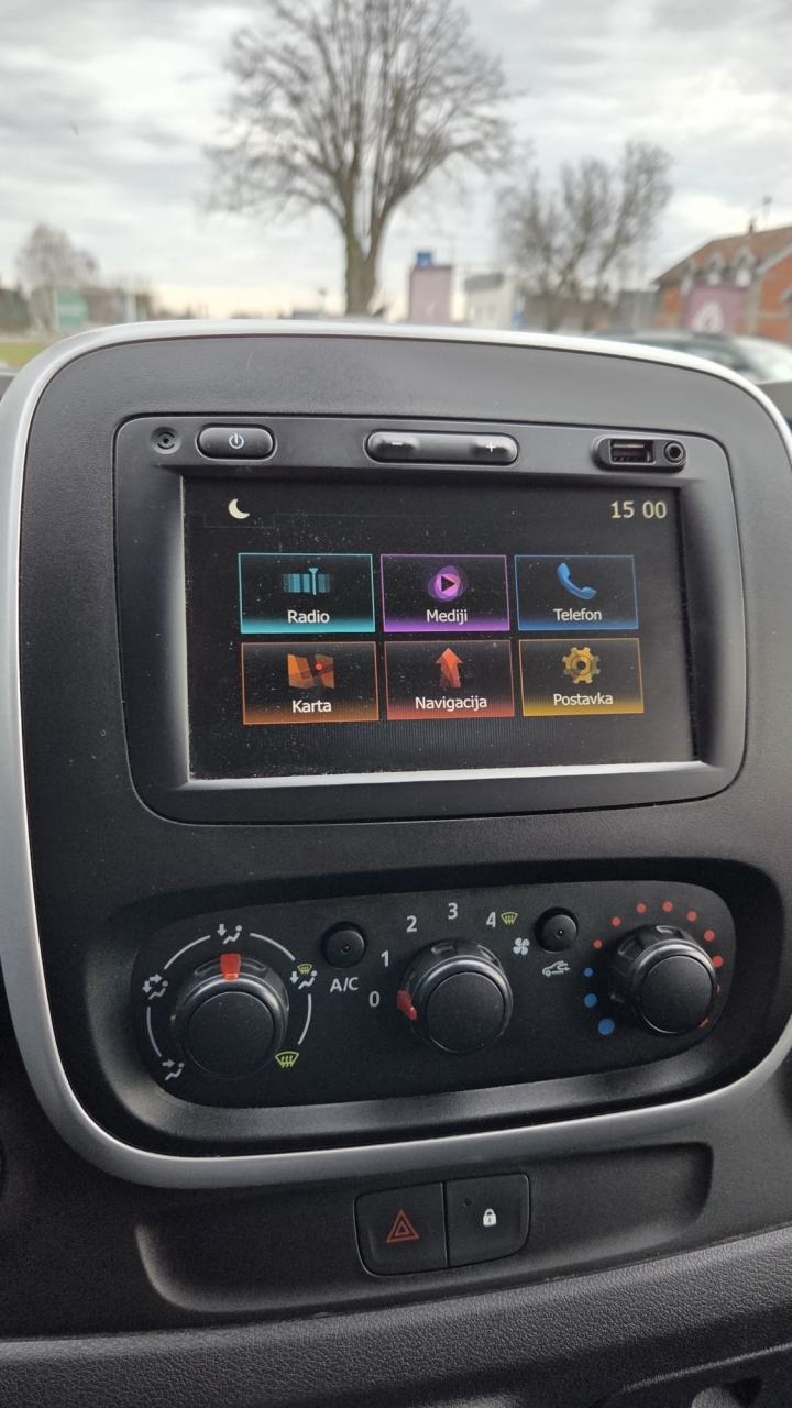 Renault Trafic GRAND PASSENGER 1.6 DCI 120, fotografija 14