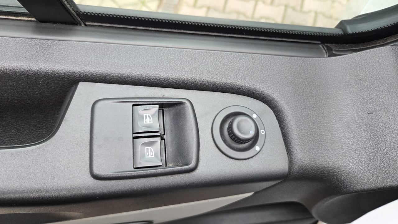 Renault Trafic GRAND PASSENGER 1.6 DCI 120, fotografija 15