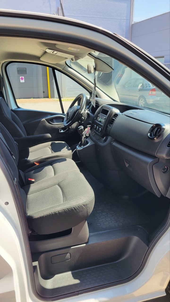Renault Trafic Passenger 2,0 dCi 120 Dynamique, fotografija 9