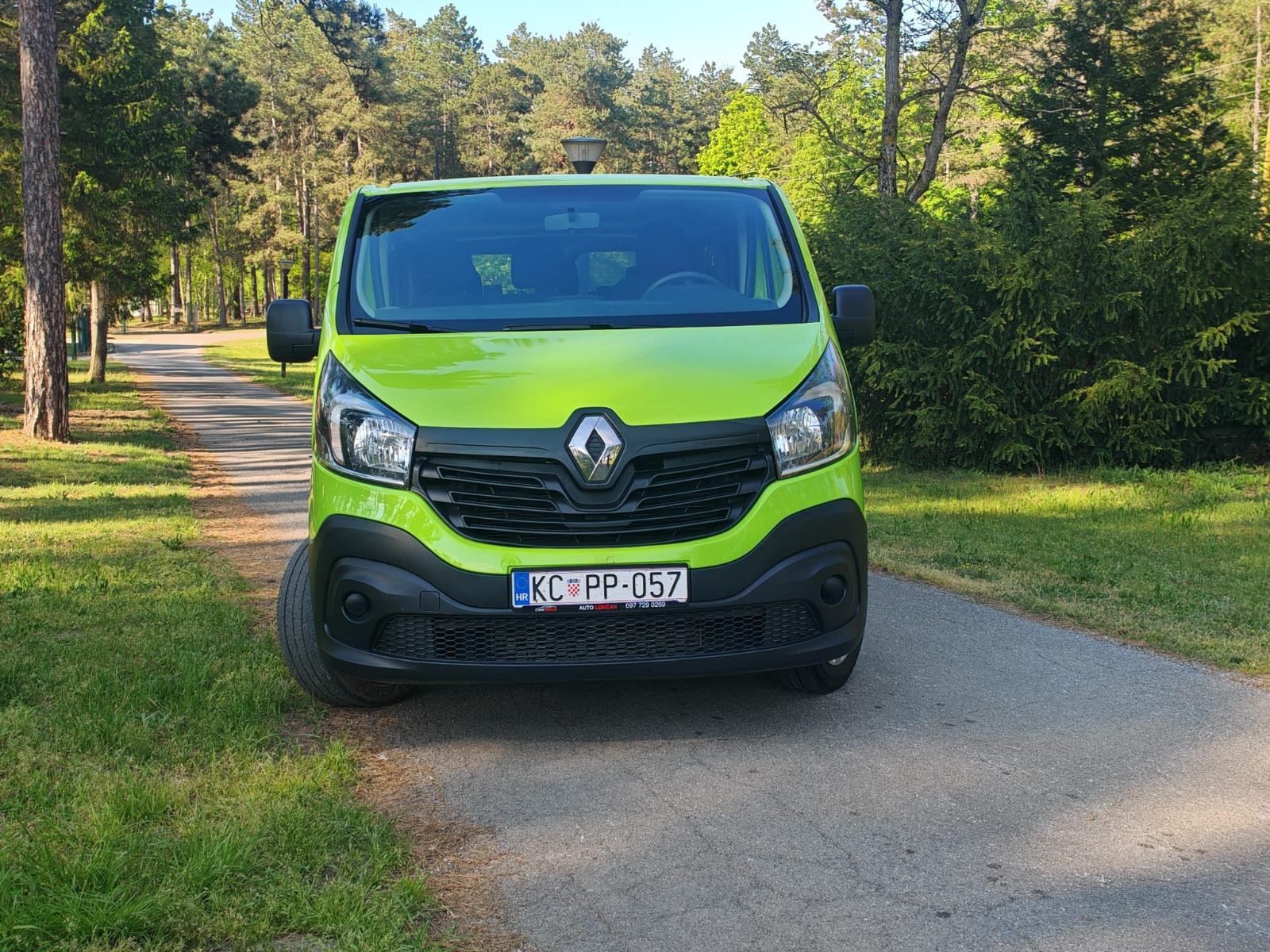 Renault Trafic putnički 1,6 dCi 8+1, fotografija 3